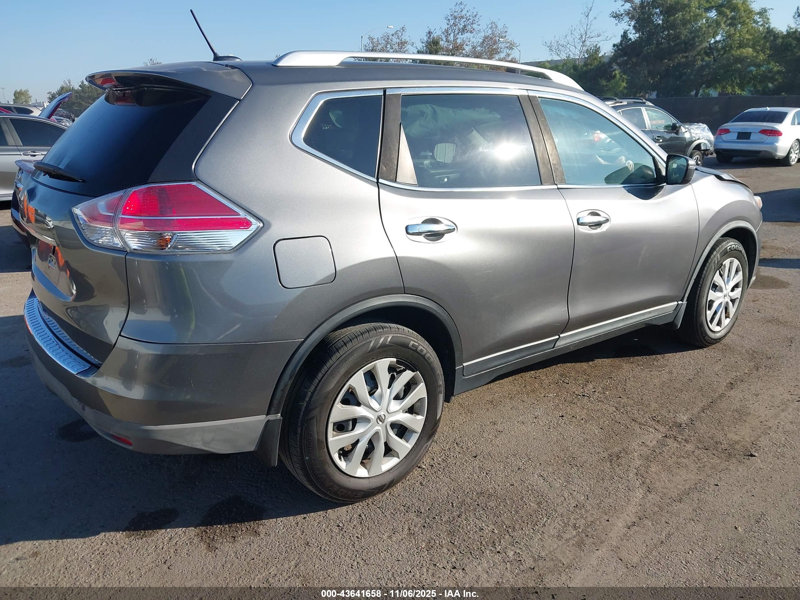 NISSAN ROGUE image 4