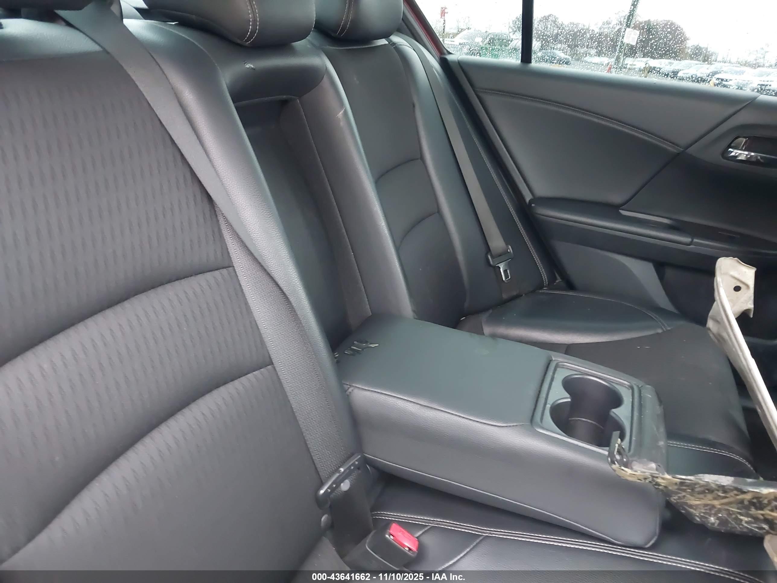 HONDA ACCORD image 8