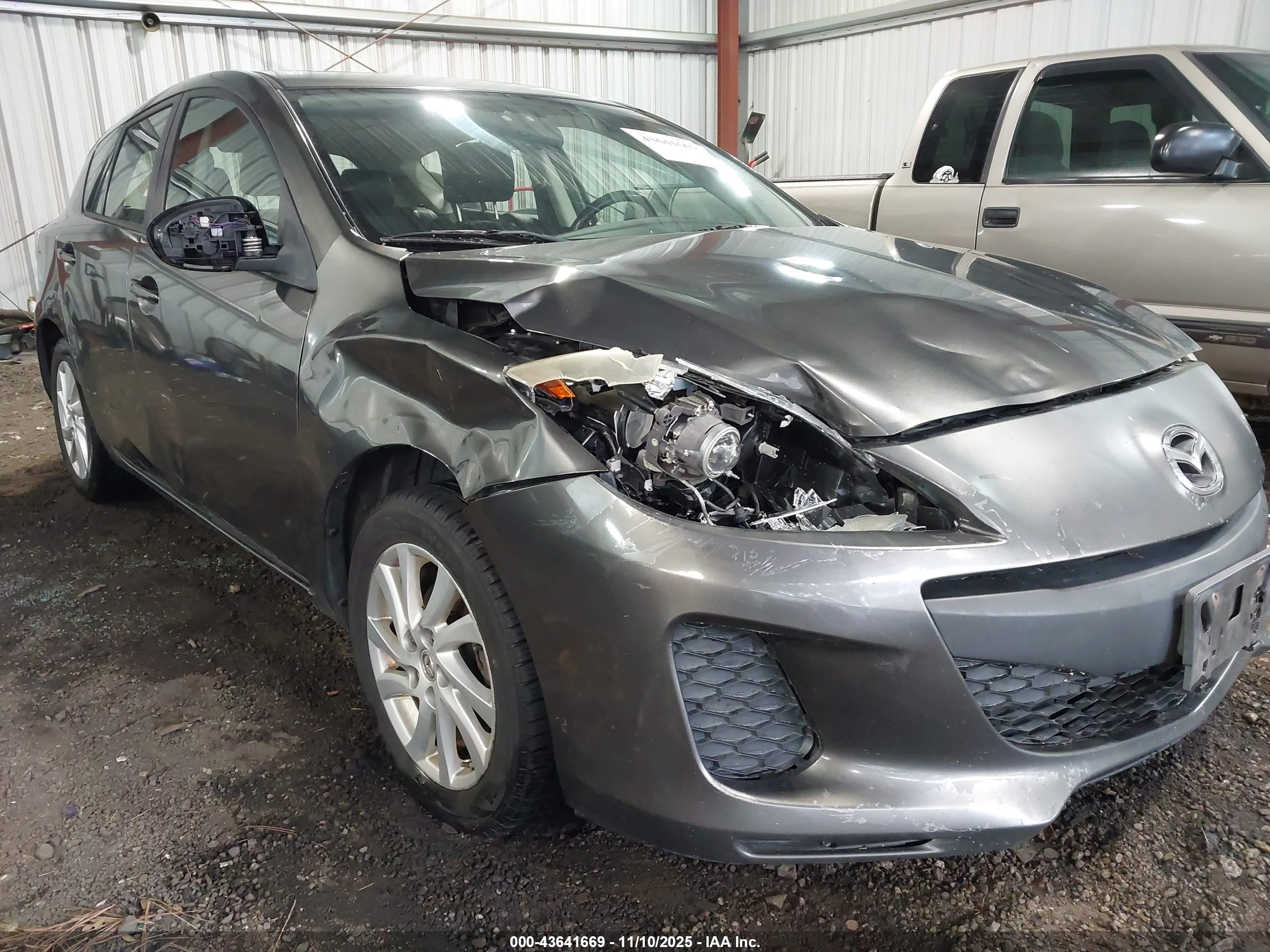 MAZDA MAZDA3 image 6