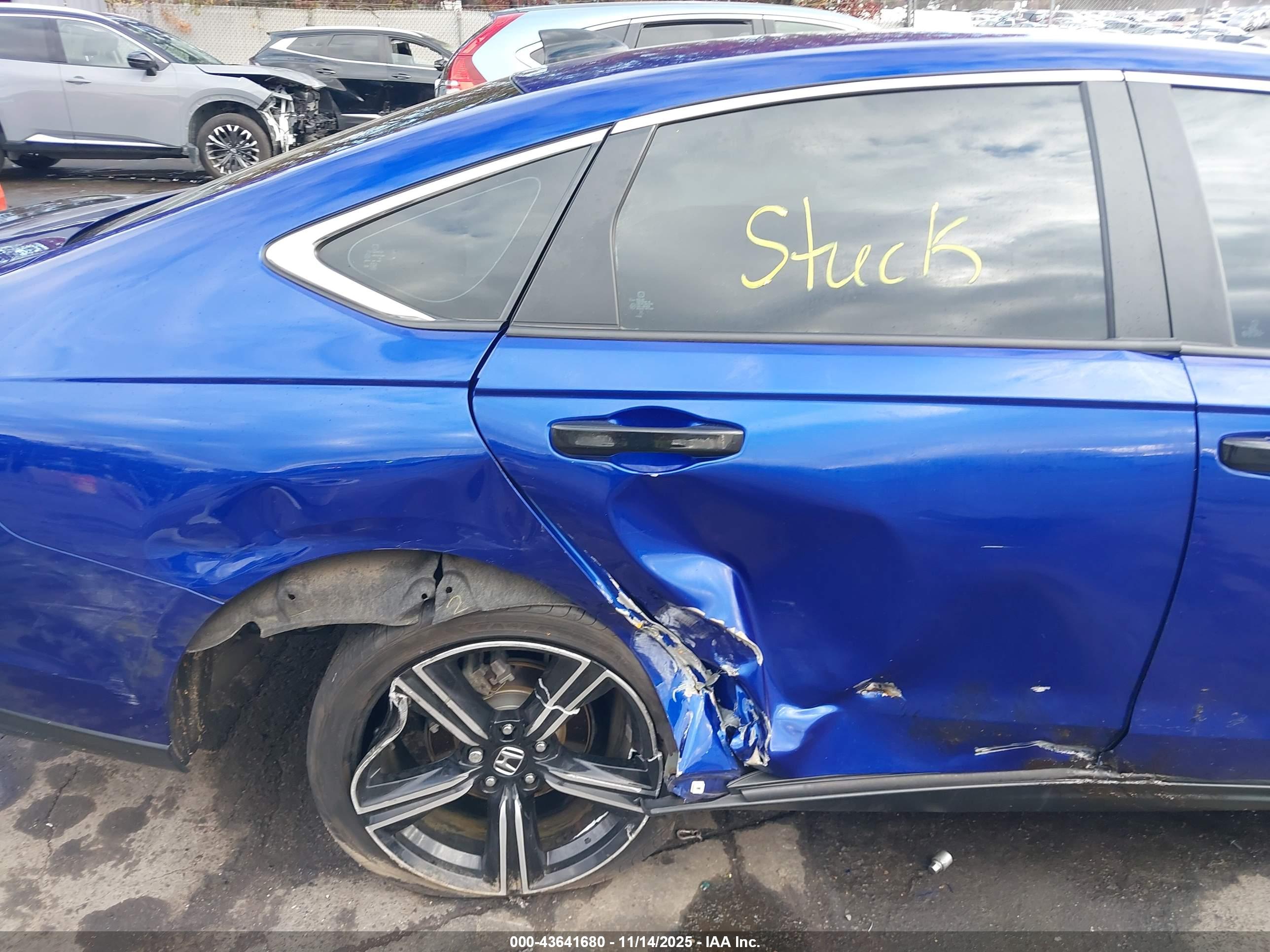 HONDA ACCORD image 6