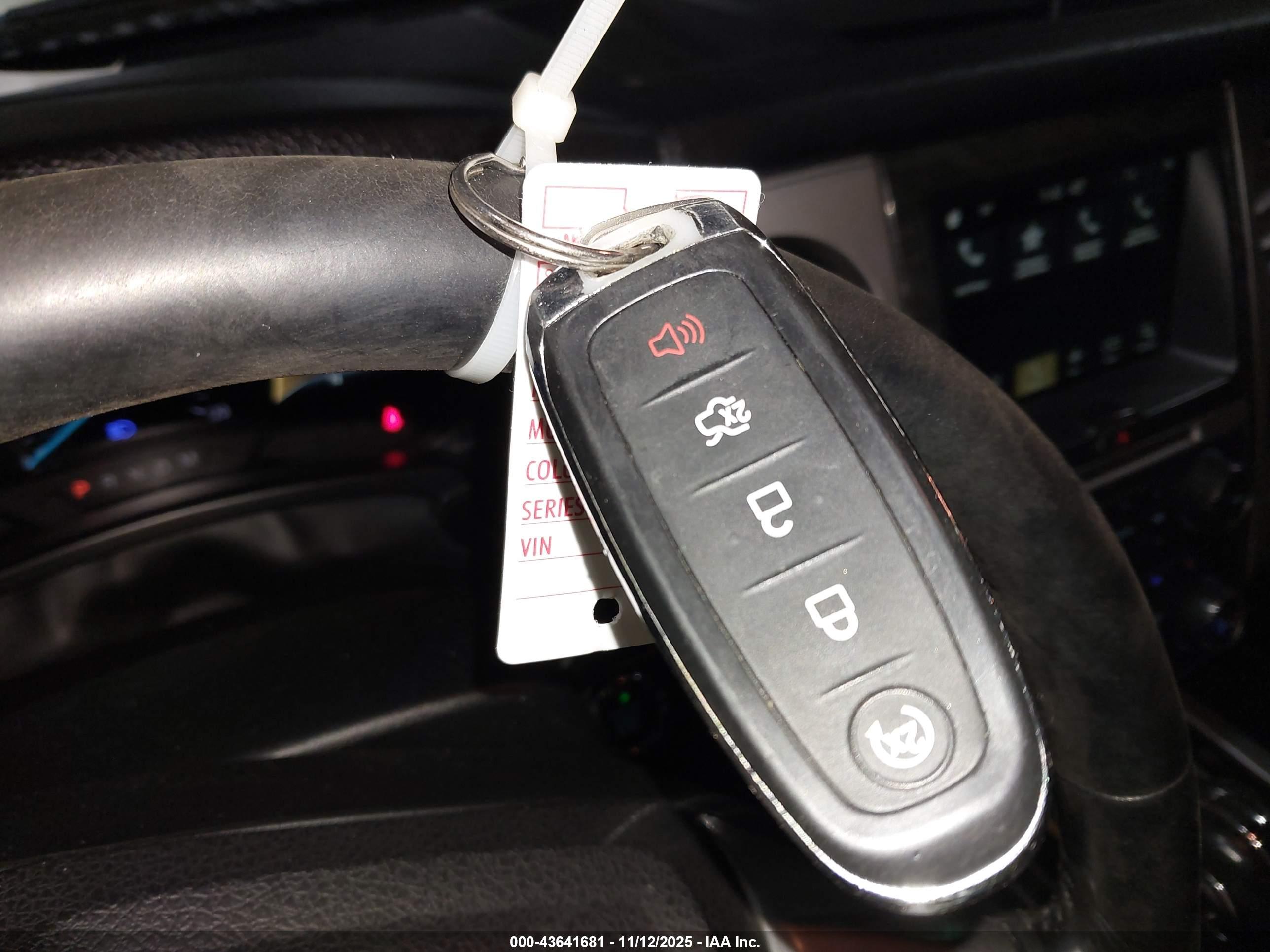 FORD EXPEDITION image 11