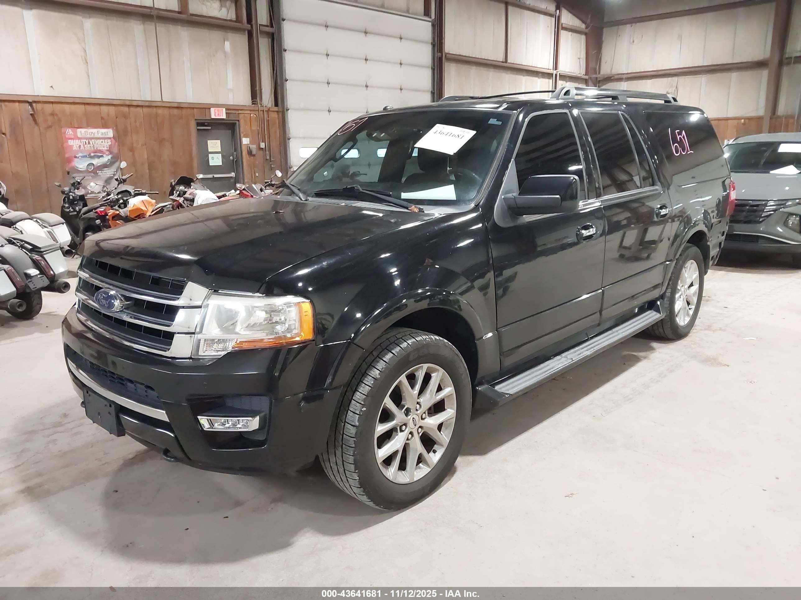 FORD EXPEDITION image 2