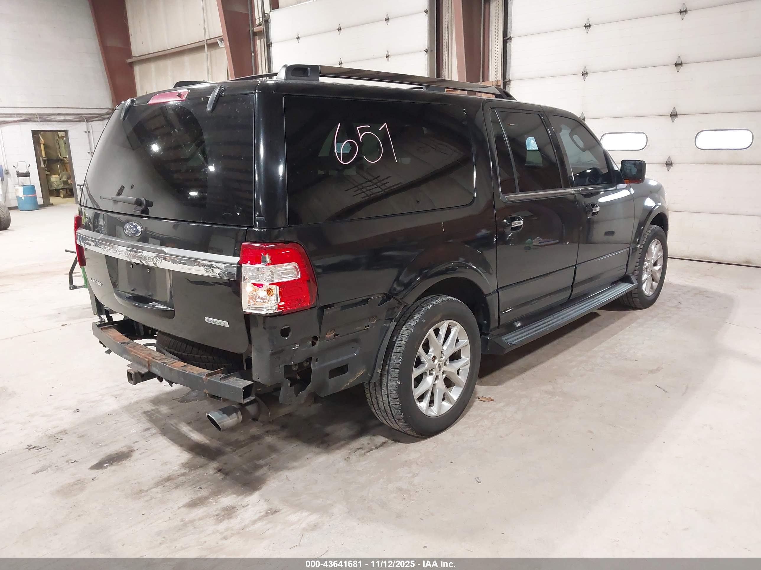 FORD EXPEDITION image 4