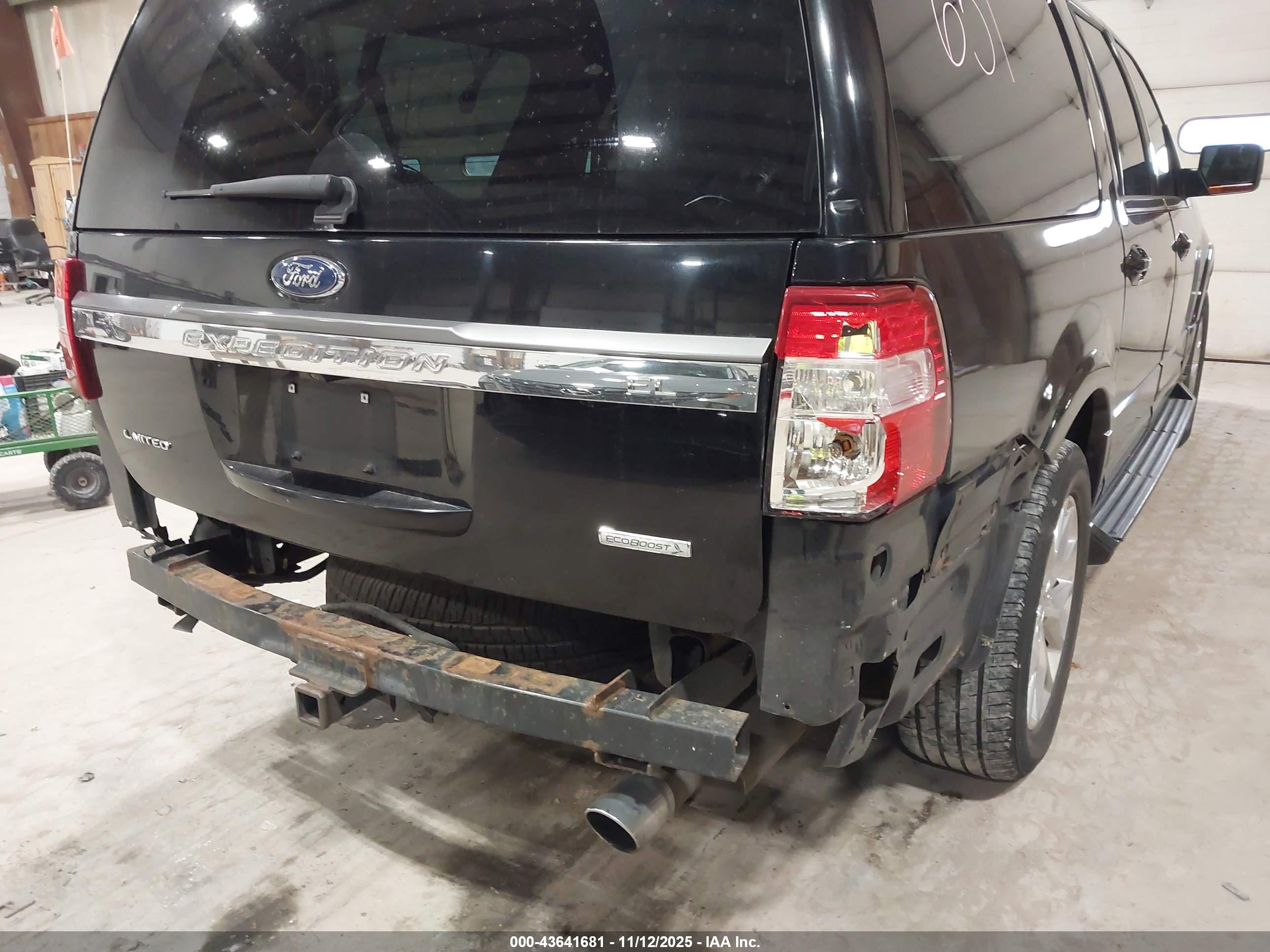 FORD EXPEDITION image 6