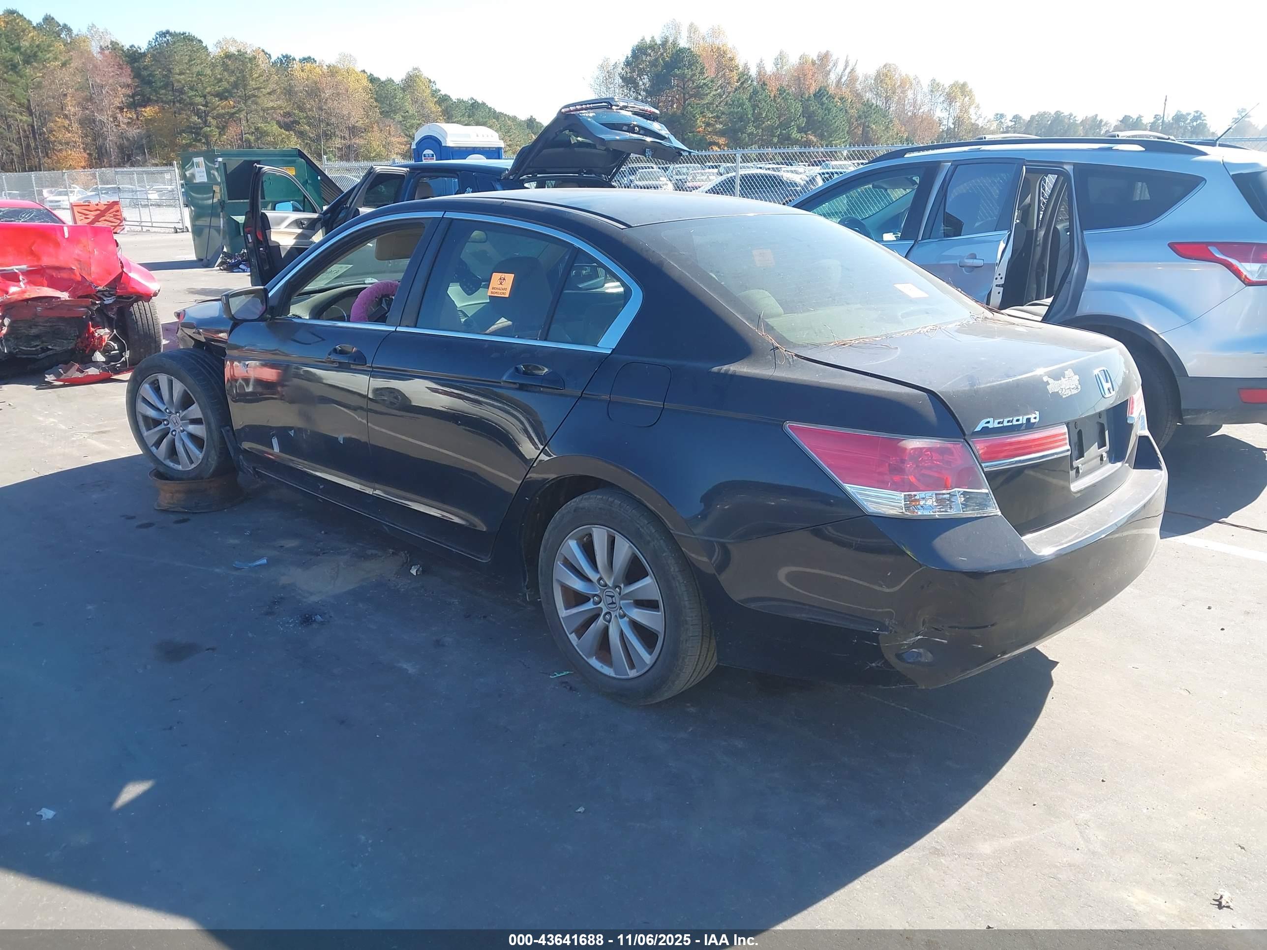 HONDA ACCORD image 3