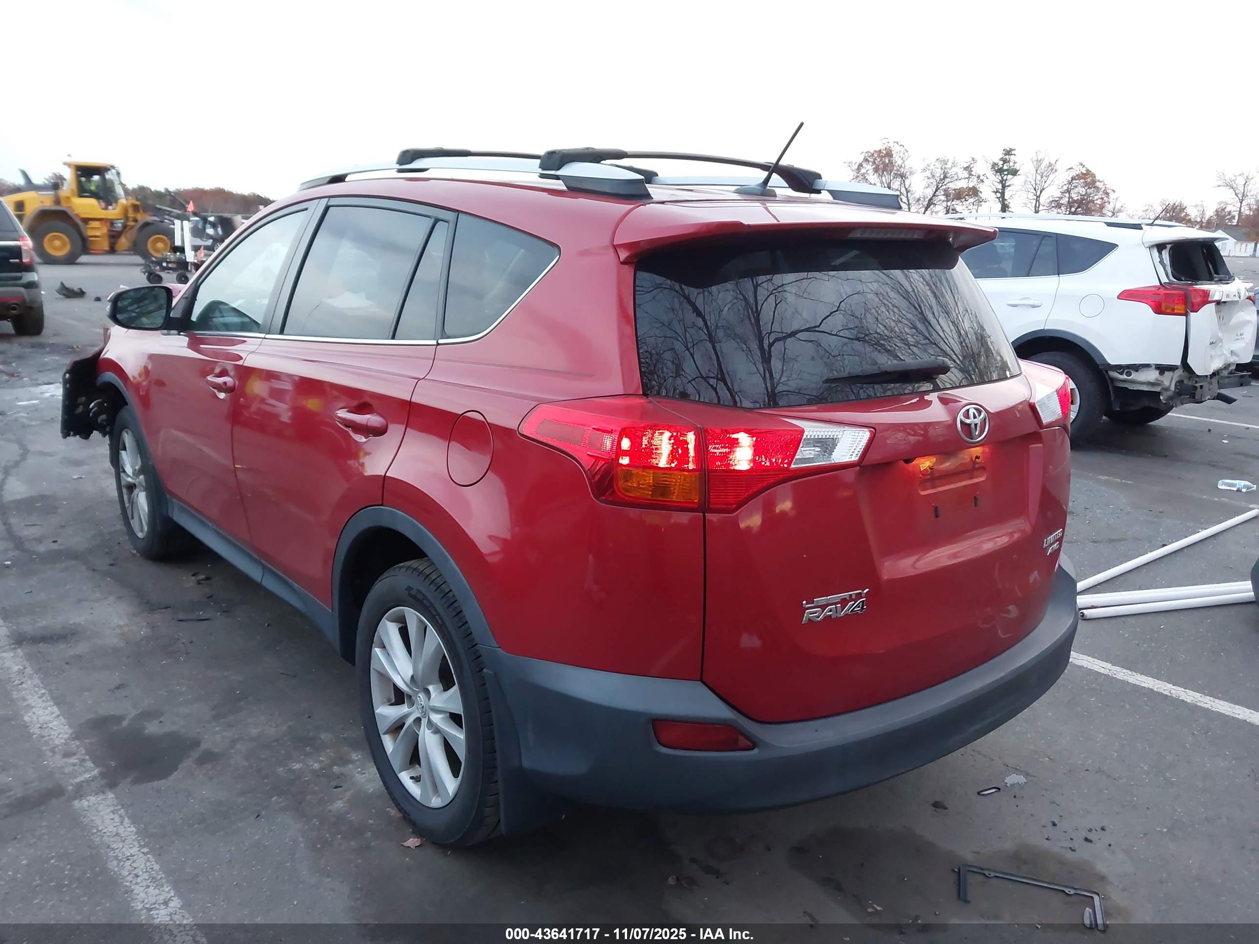 TOYOTA RAV4 image 3