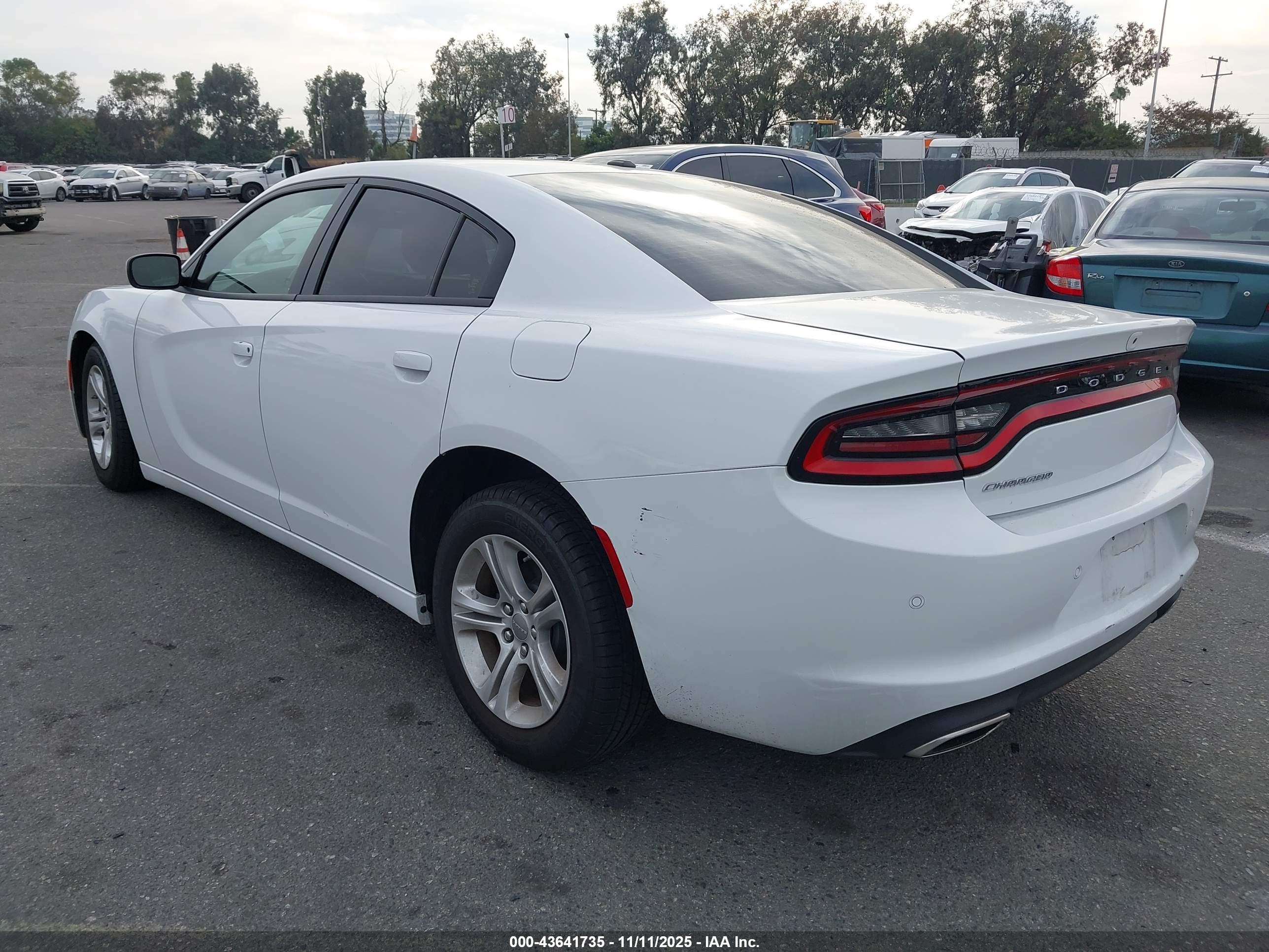 DODGE CHARGER image 3