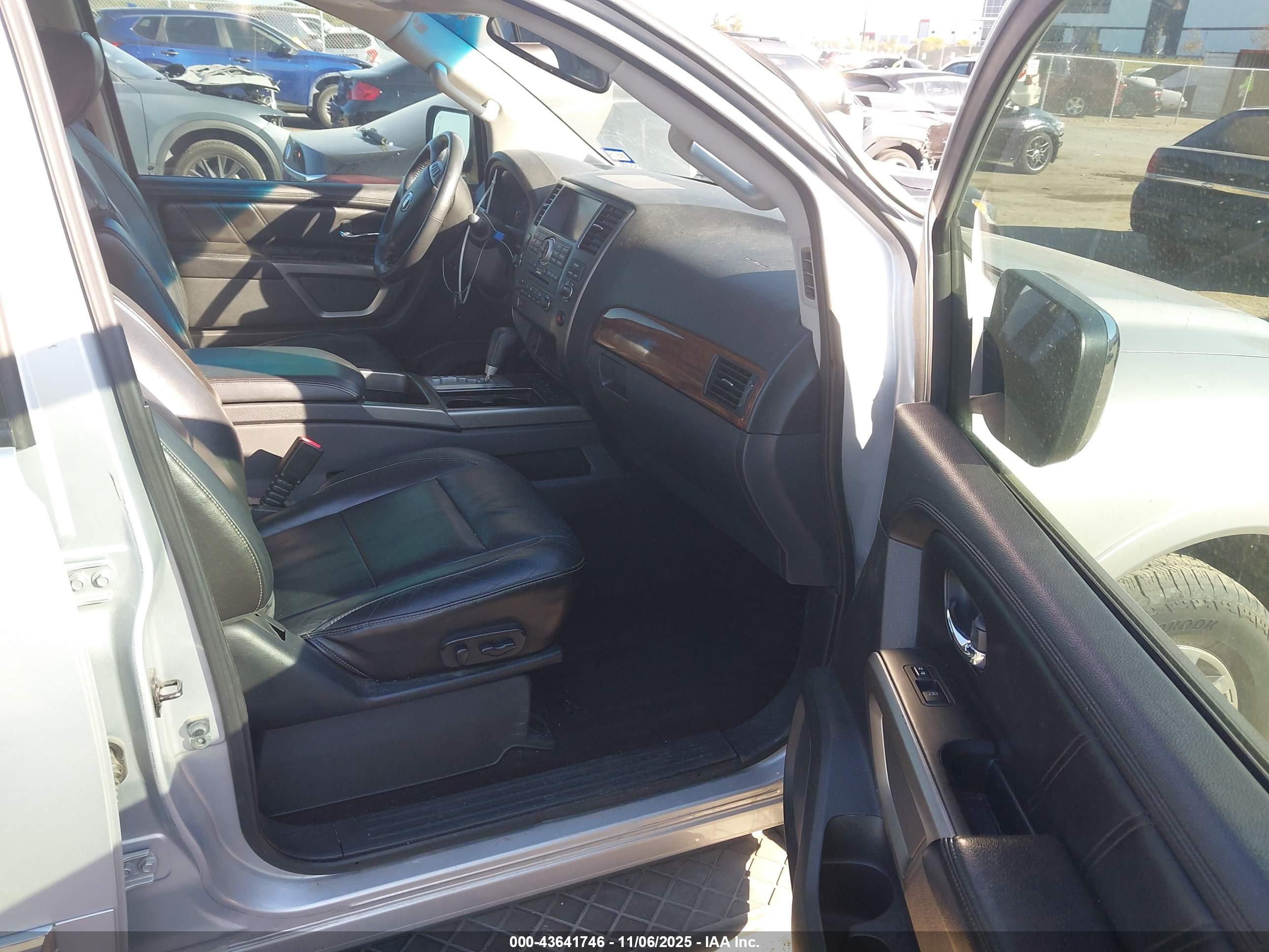 NISSAN ARMADA image 5