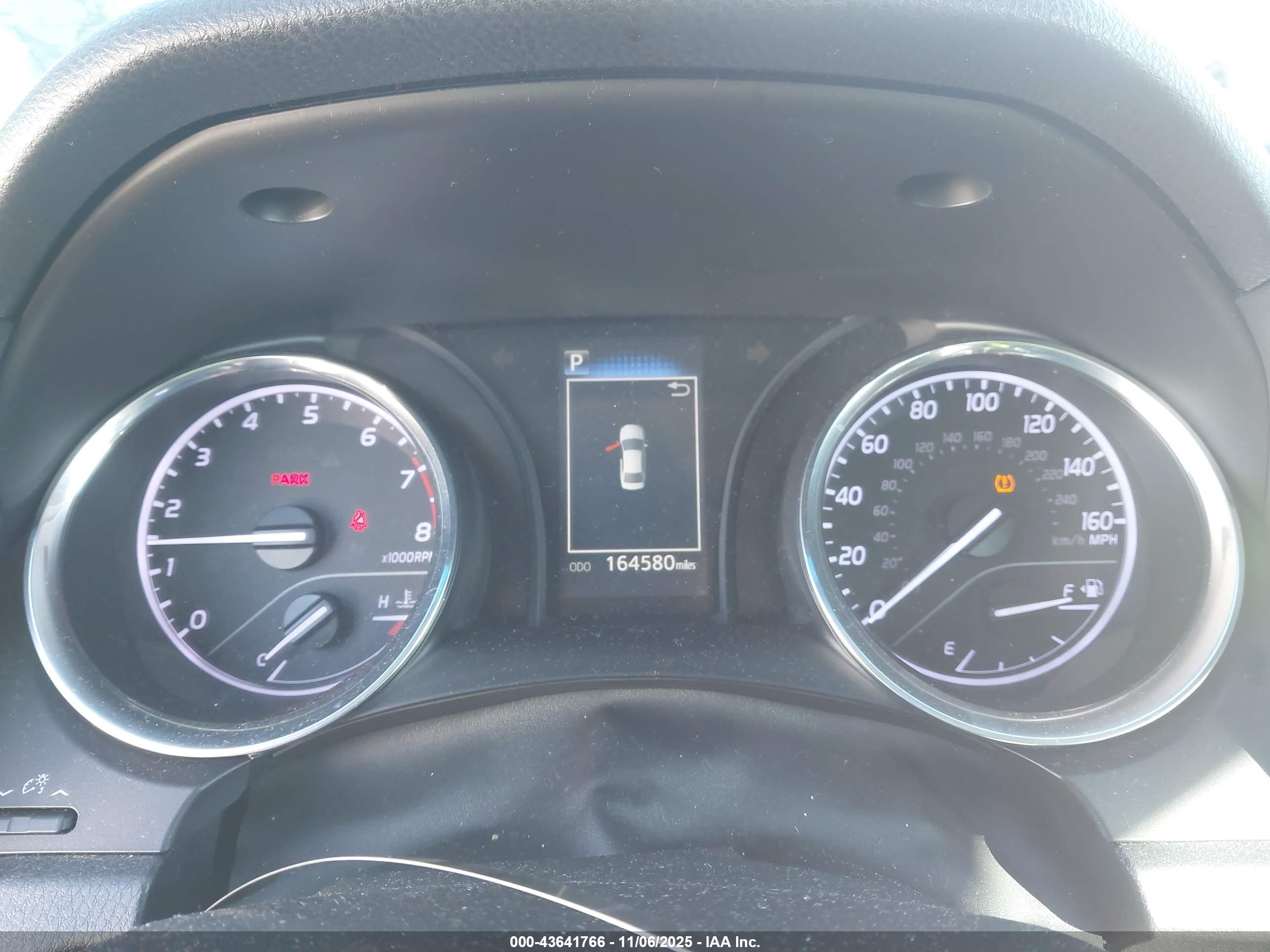TOYOTA CAMRY image 7