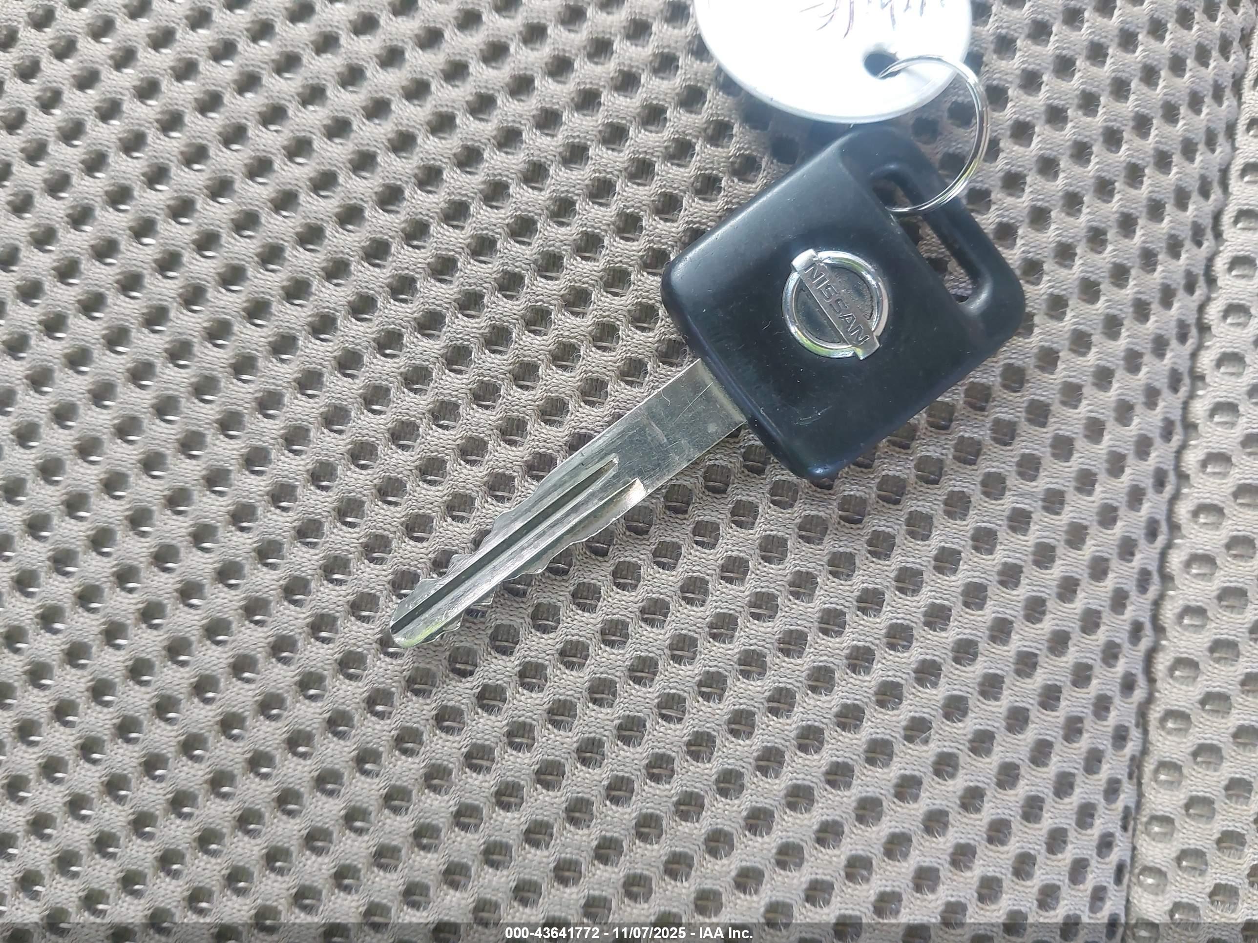 NISSAN FRONTIER image 11