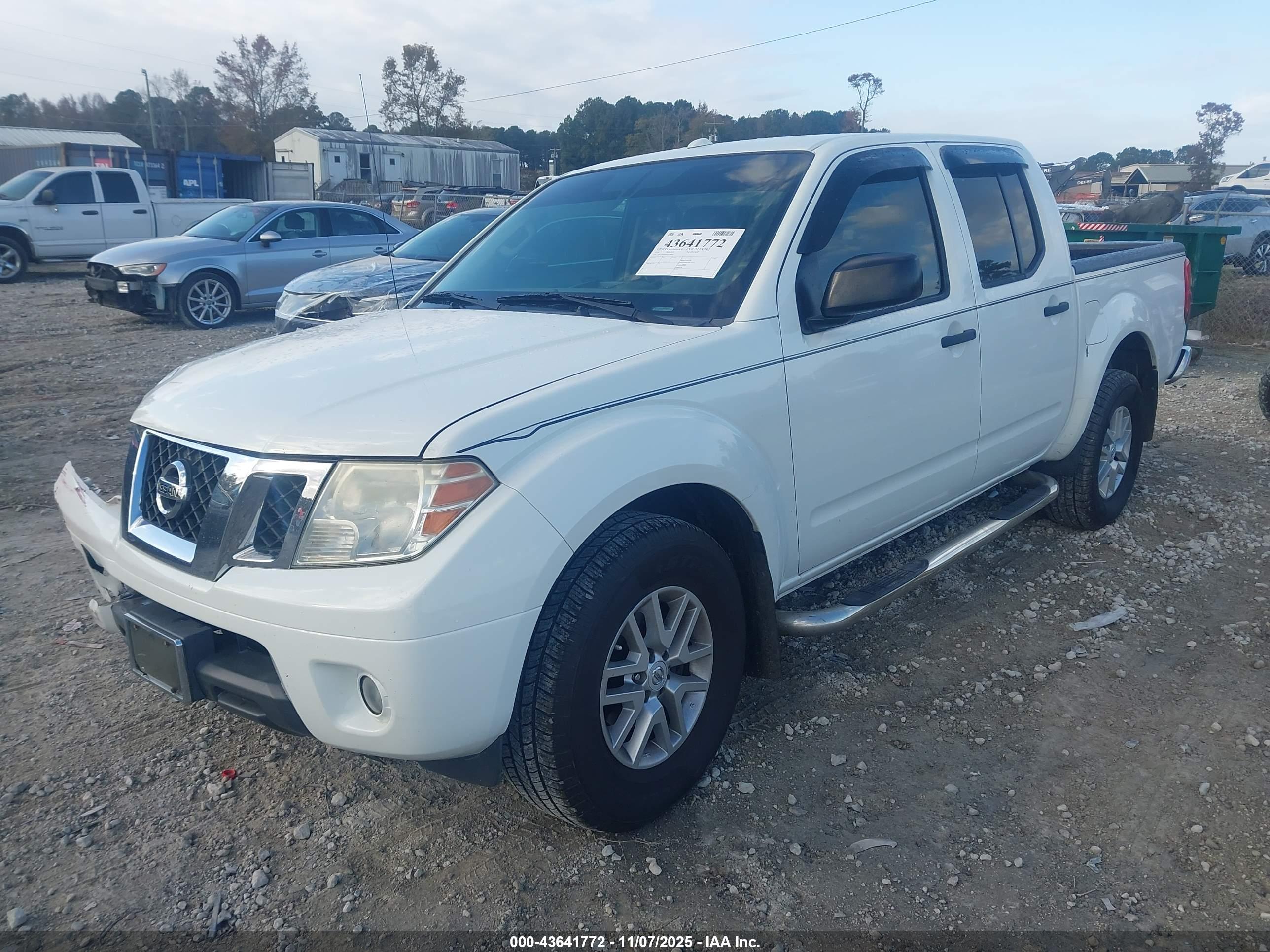NISSAN FRONTIER image 2