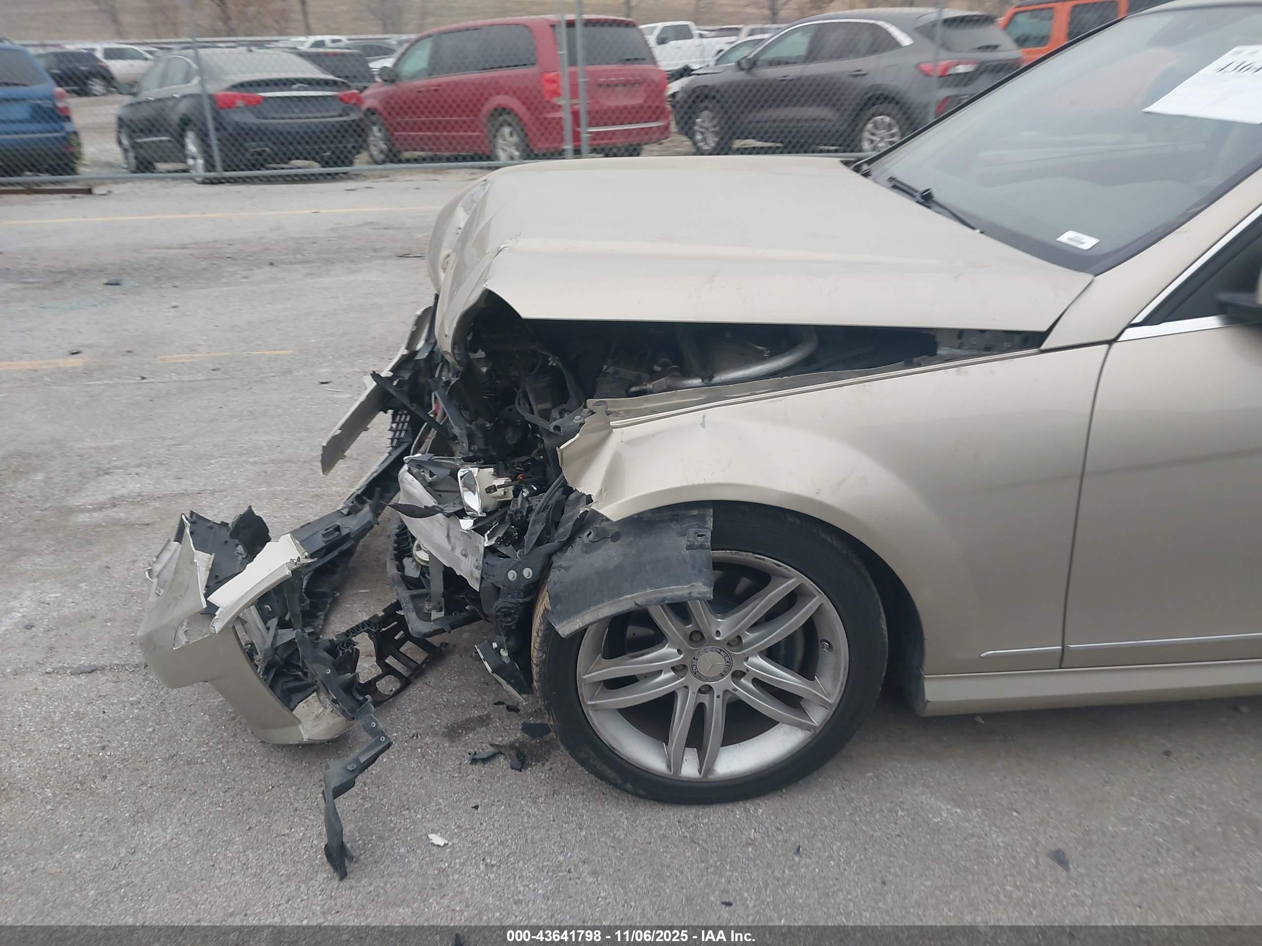 MERCEDES-BENZ C image 6