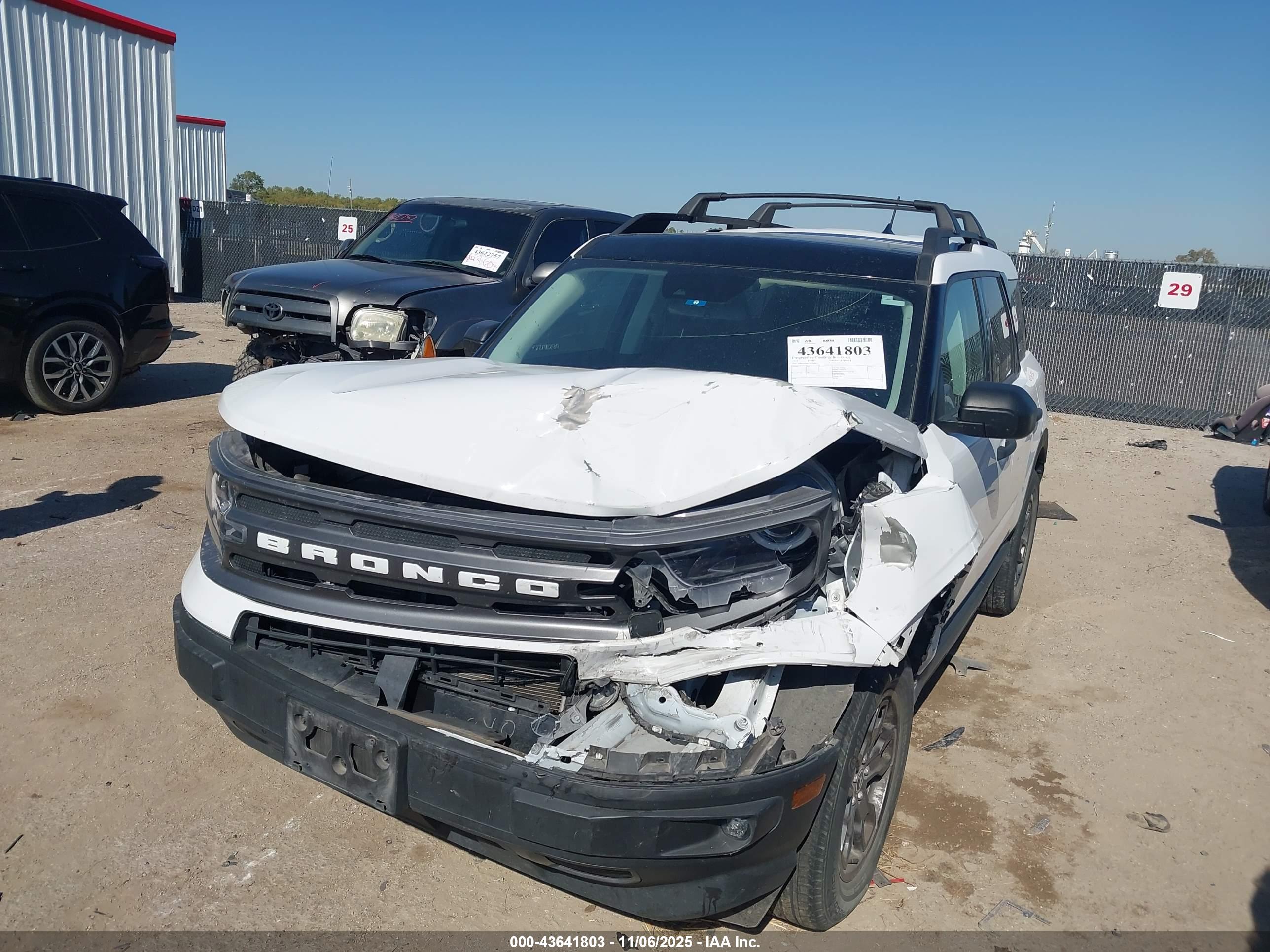 FORD BRONCO image 2