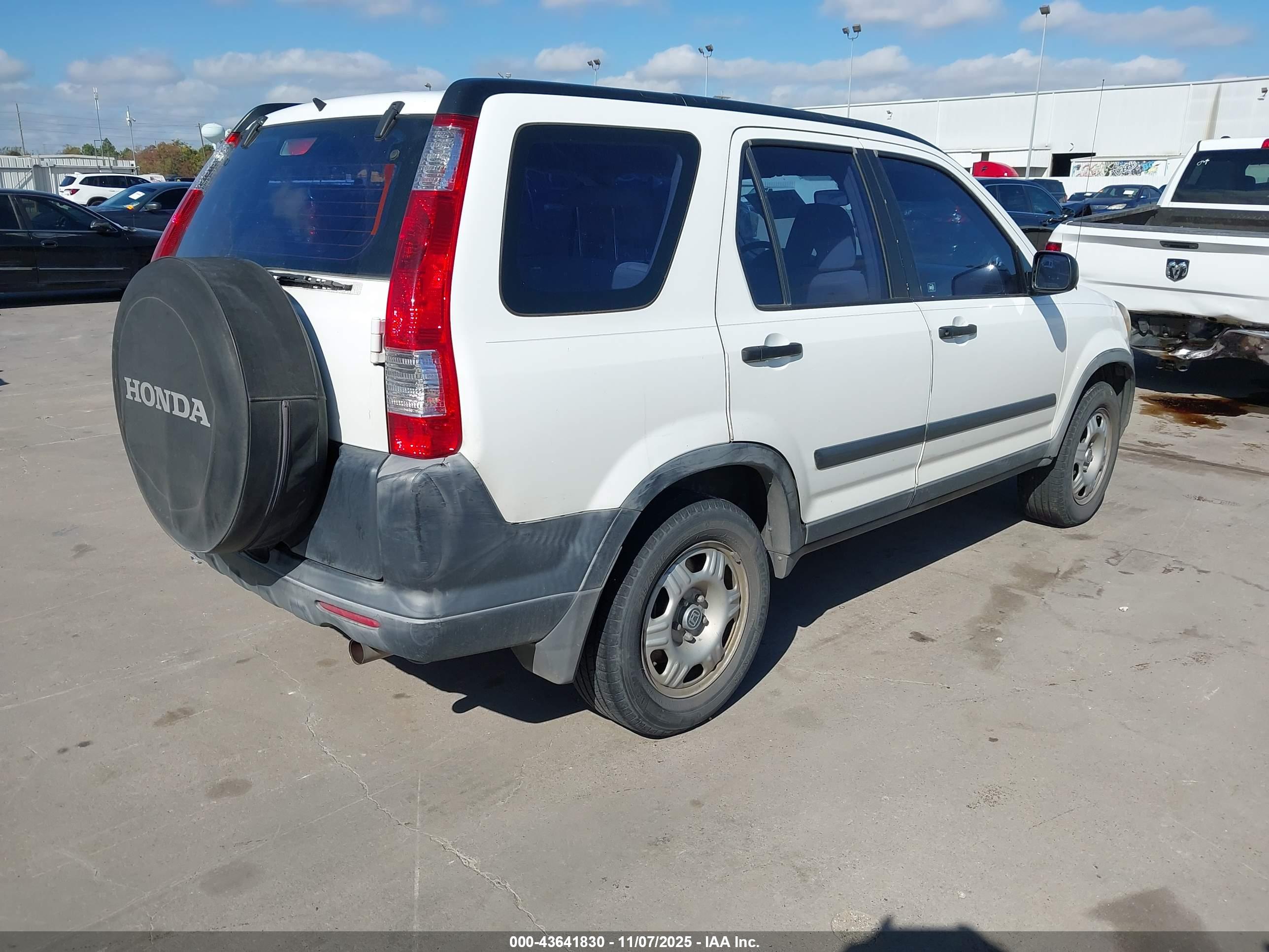 HONDA CR-V image 4