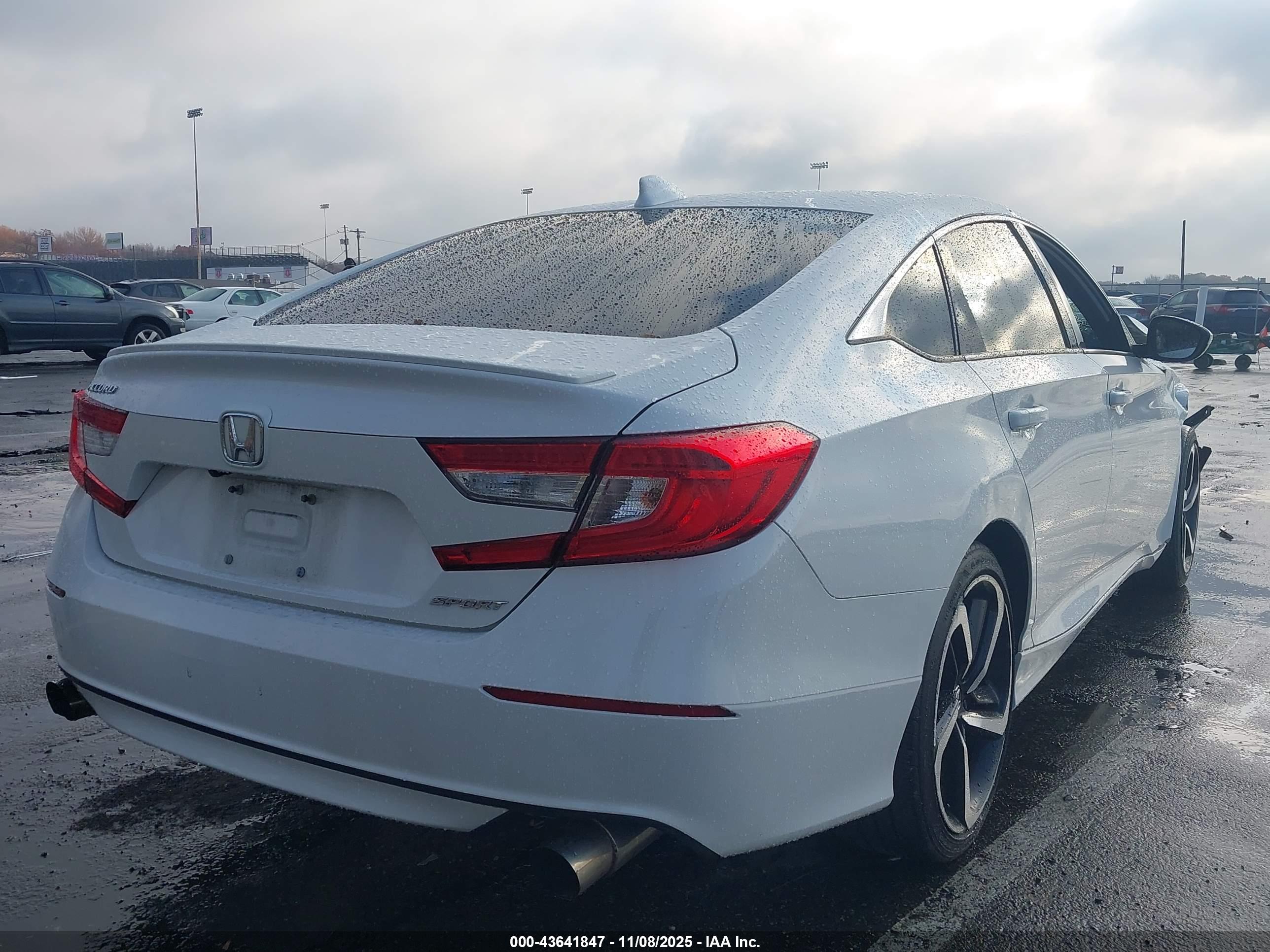 HONDA ACCORD image 4