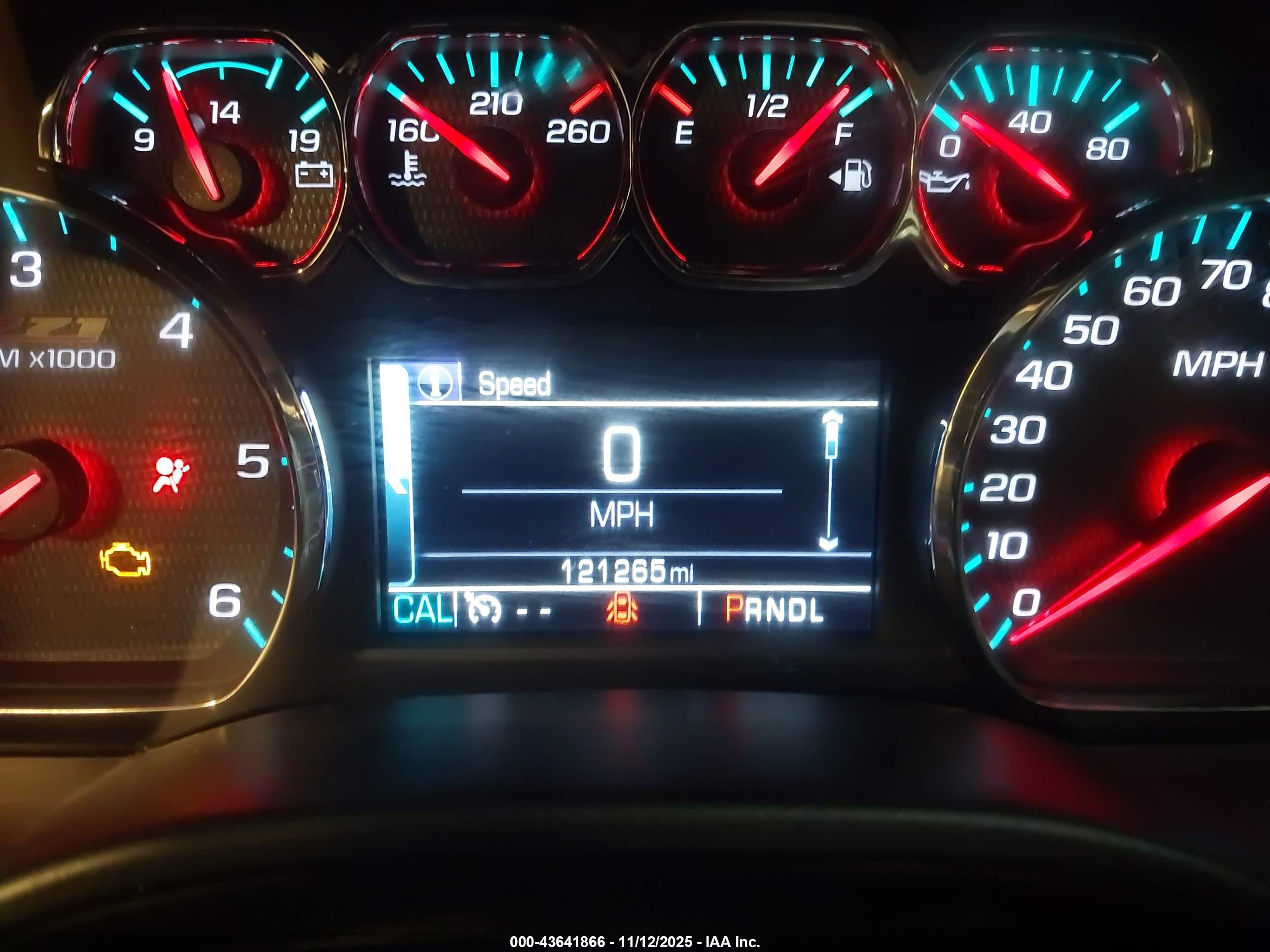 CHEVROLET SILVERADO image 7