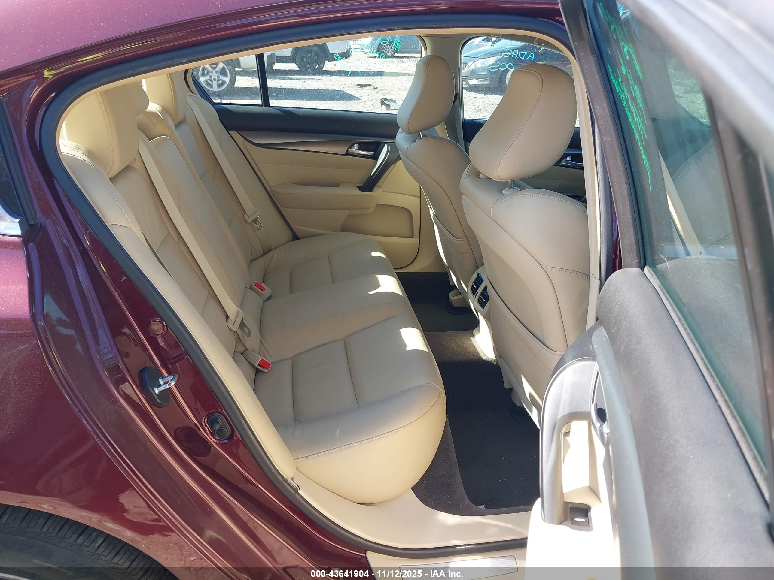 ACURA TL image 8