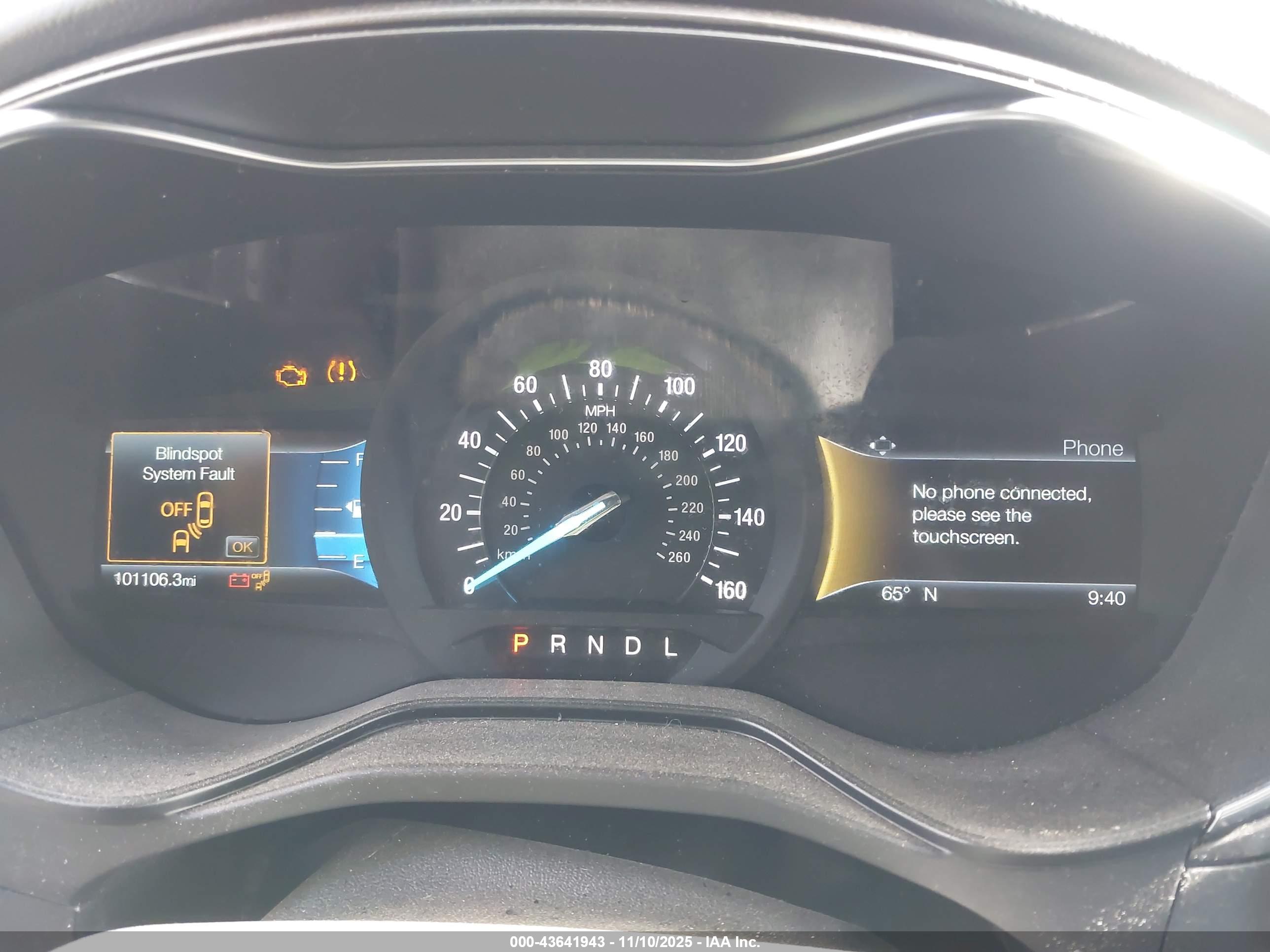 FORD FUSION image 7
