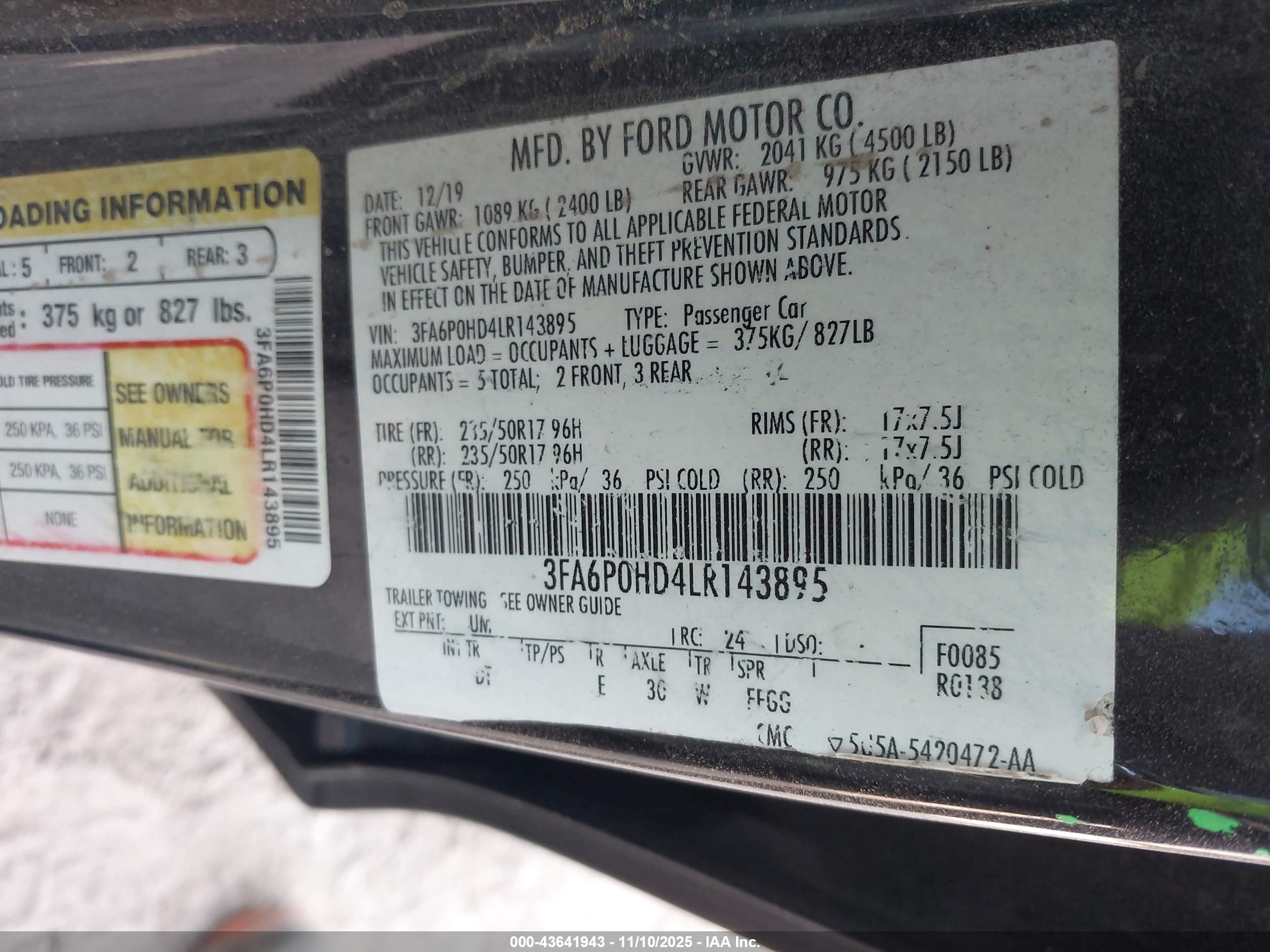 FORD FUSION image 9