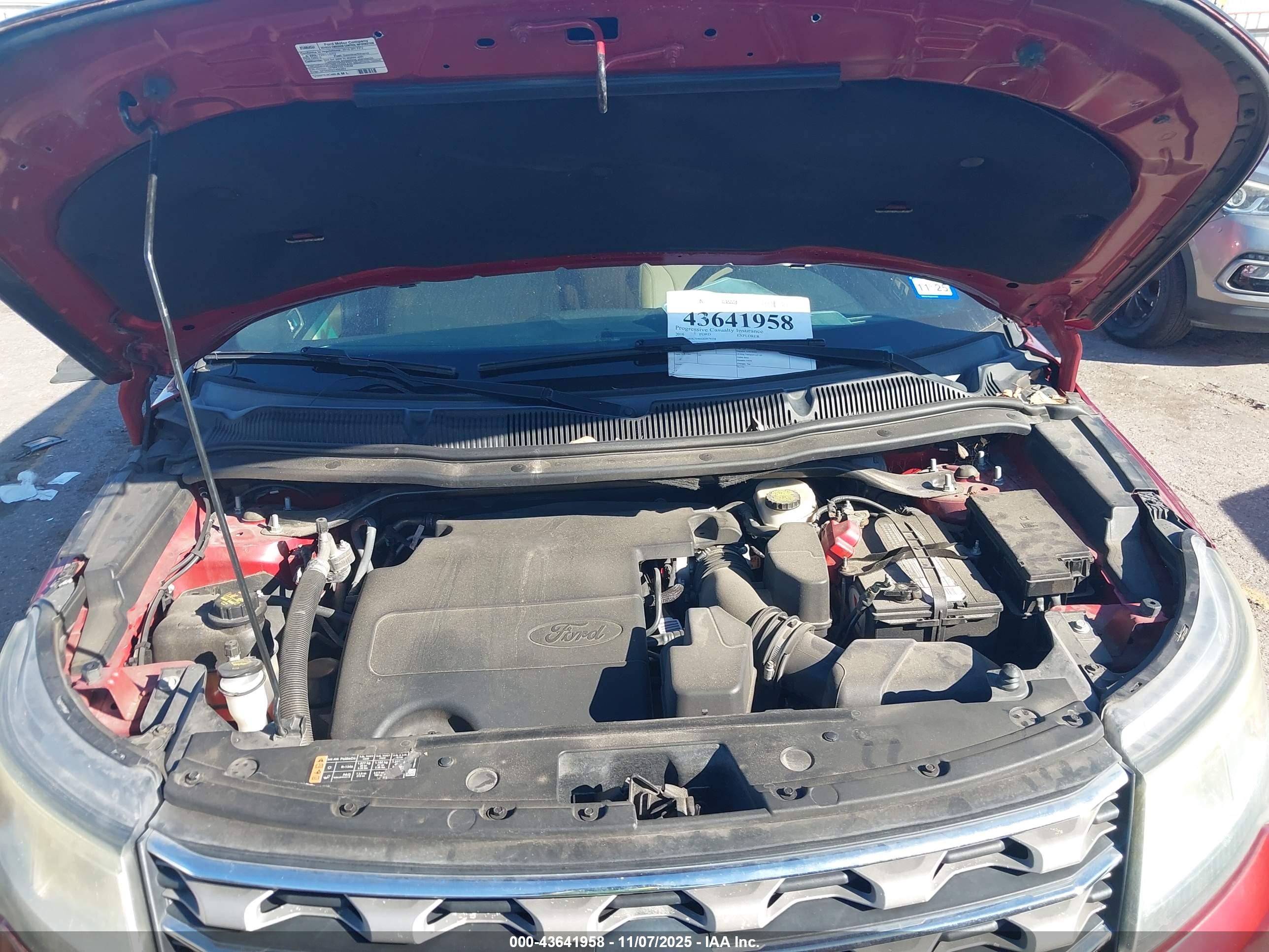 FORD EXPLORER image 10