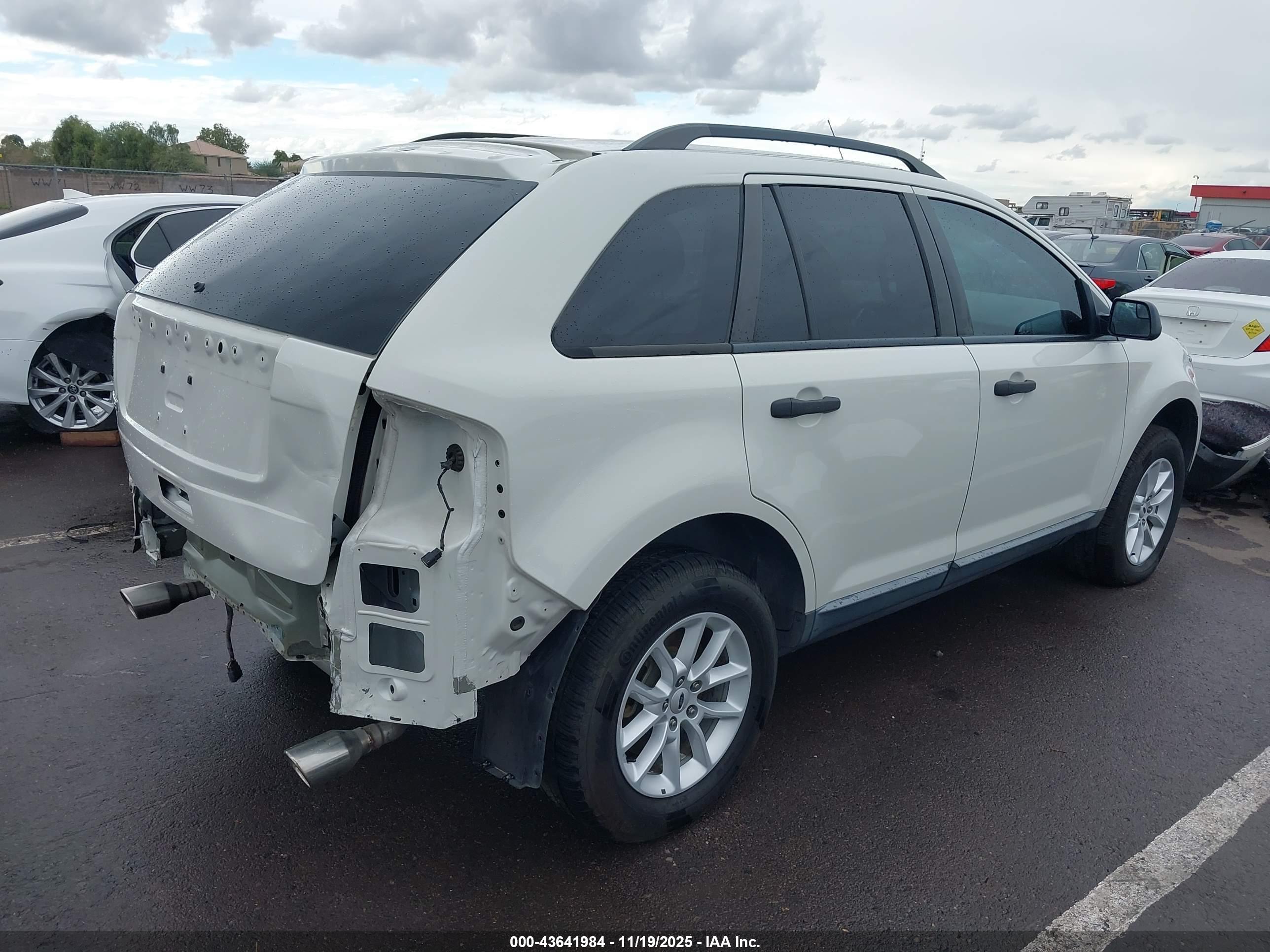 FORD EDGE image 4