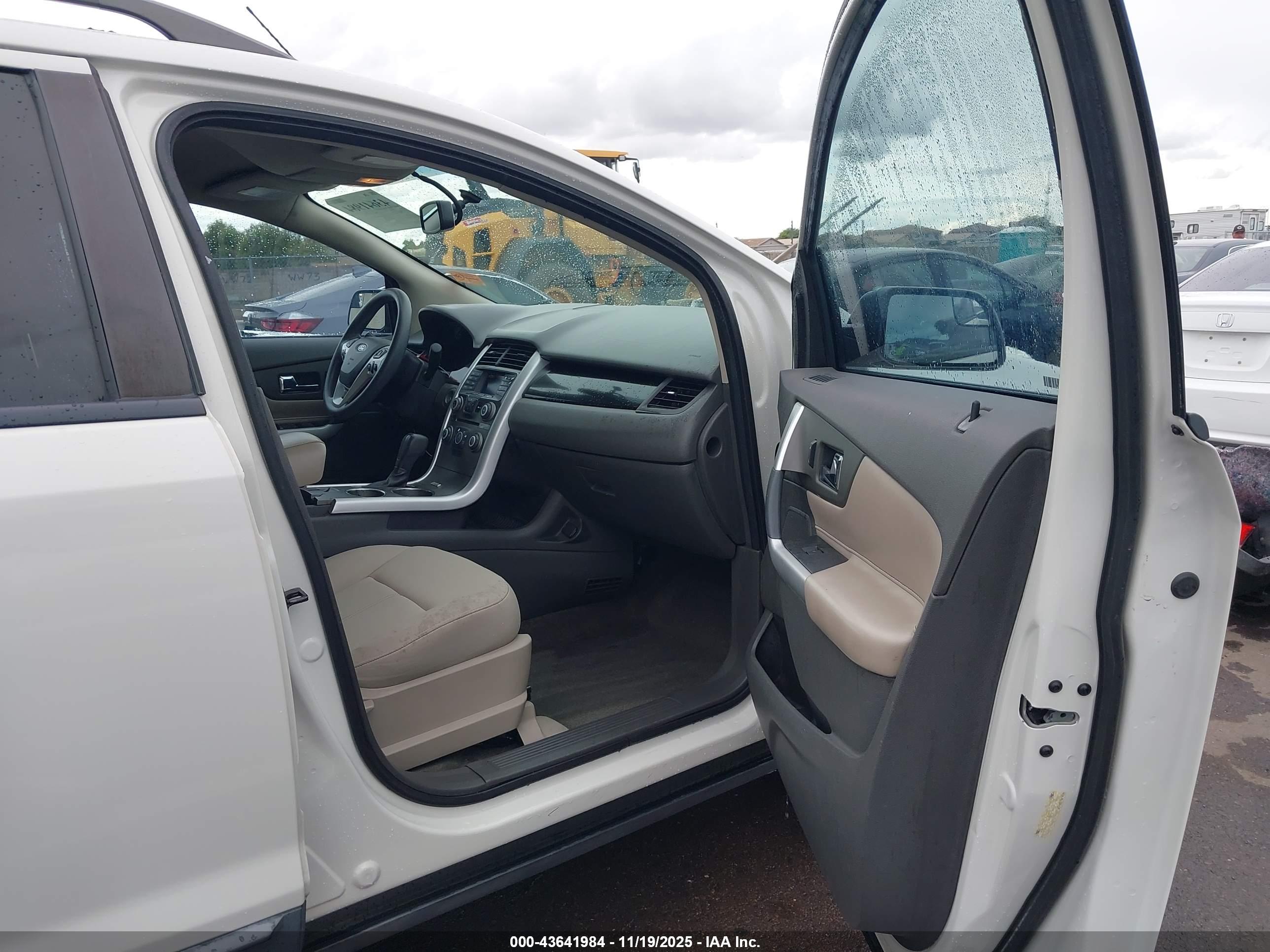 FORD EDGE image 5