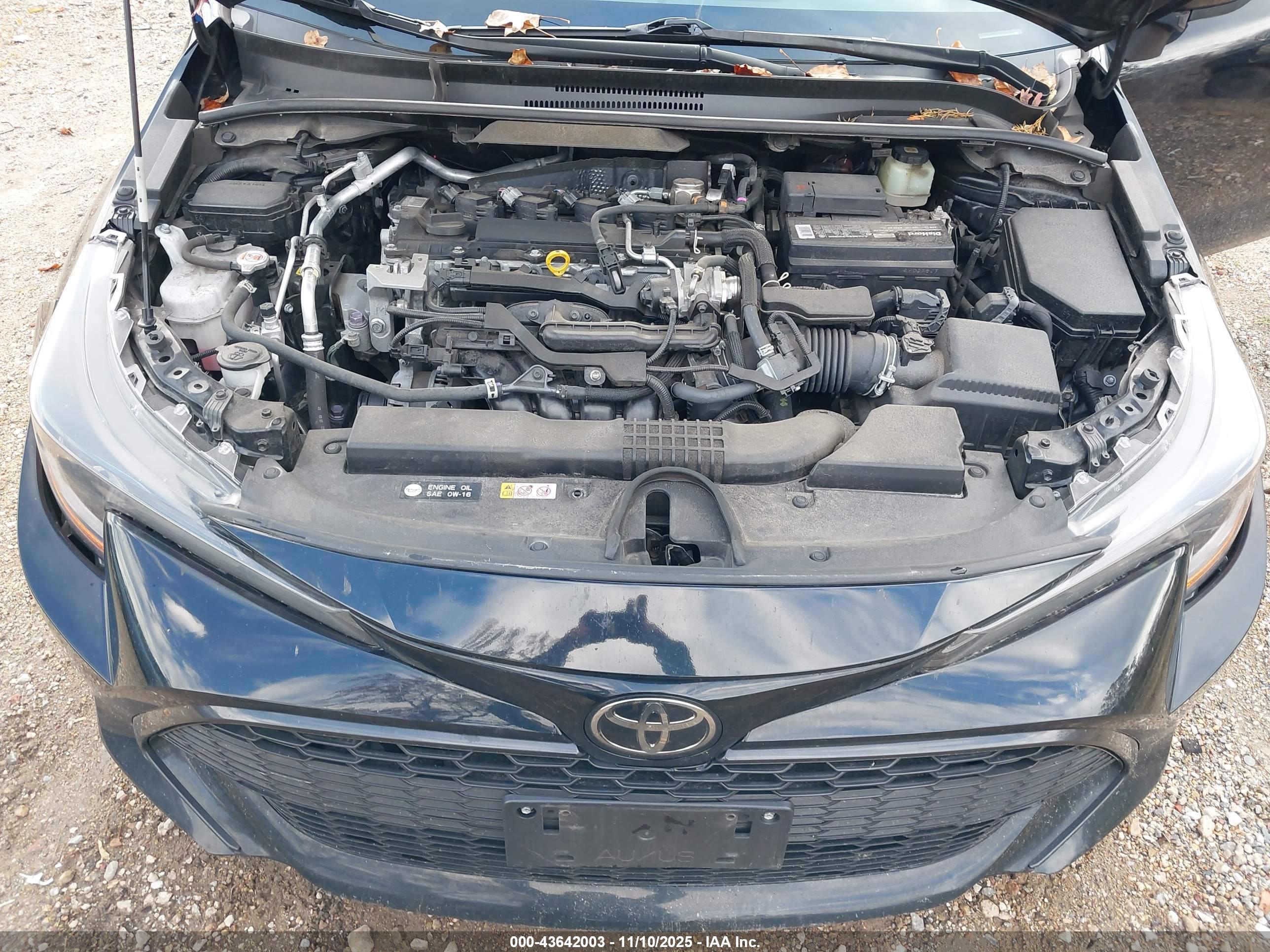 TOYOTA COROLLA image 10