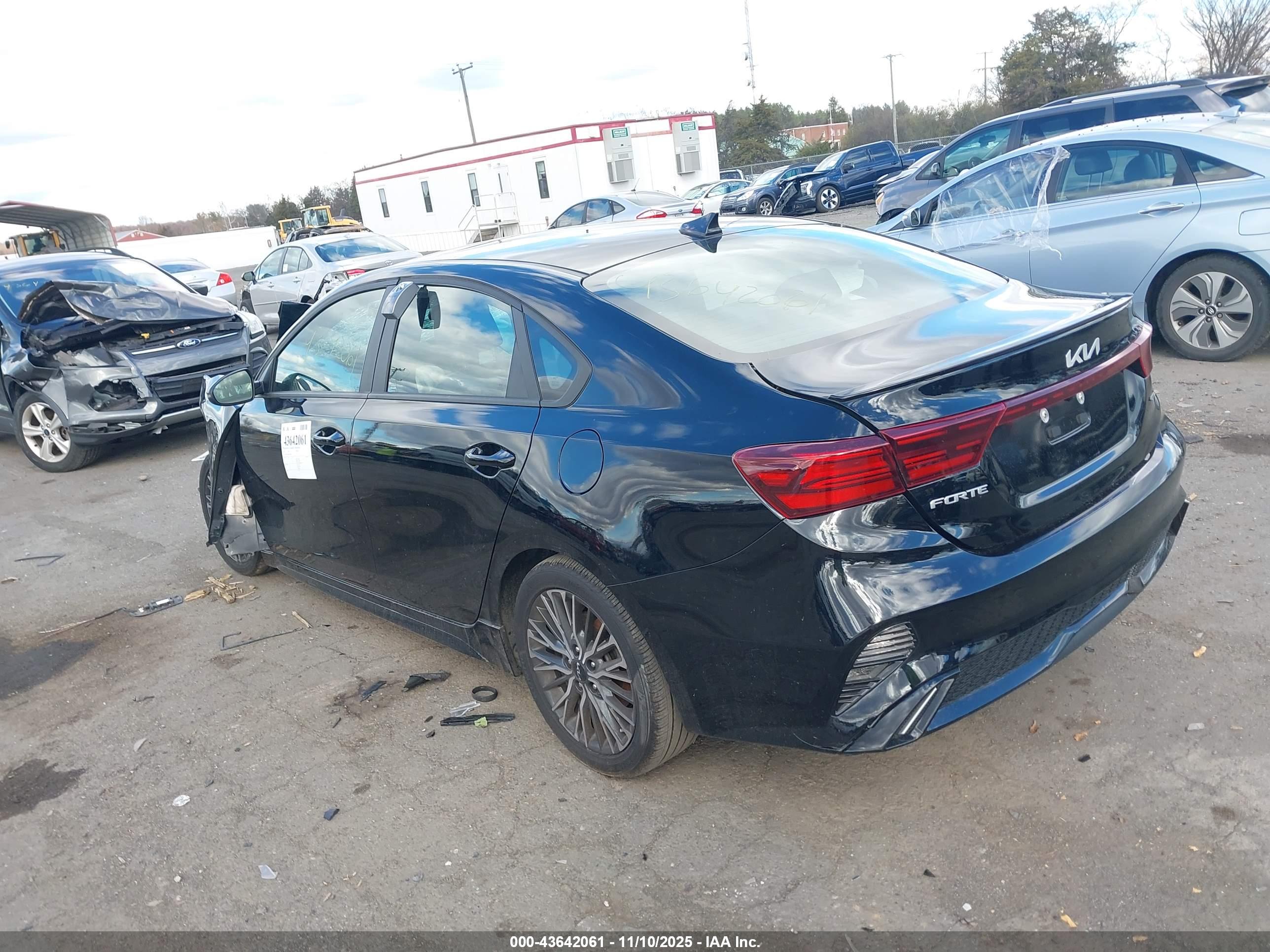 KIA FORTE image 3