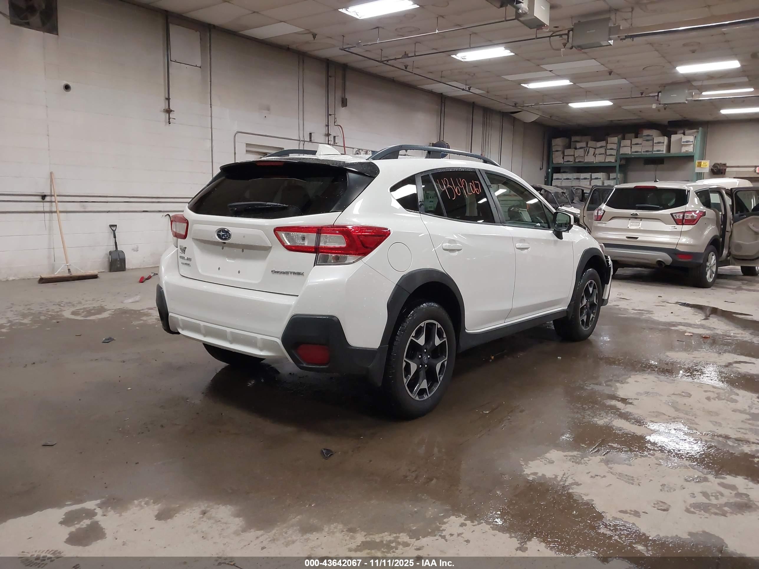 SUBARU CROSSTREK image 4