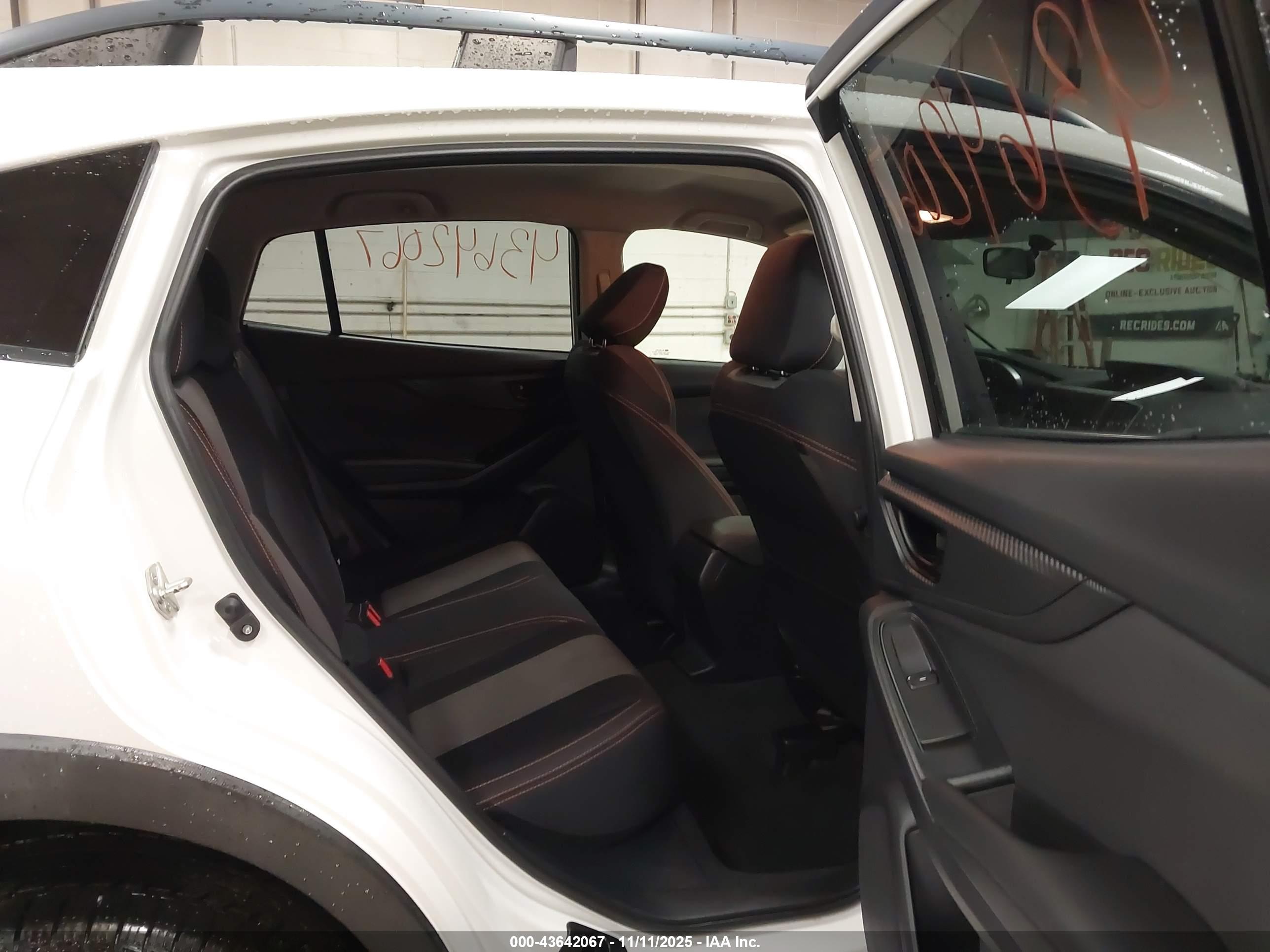 SUBARU CROSSTREK image 8