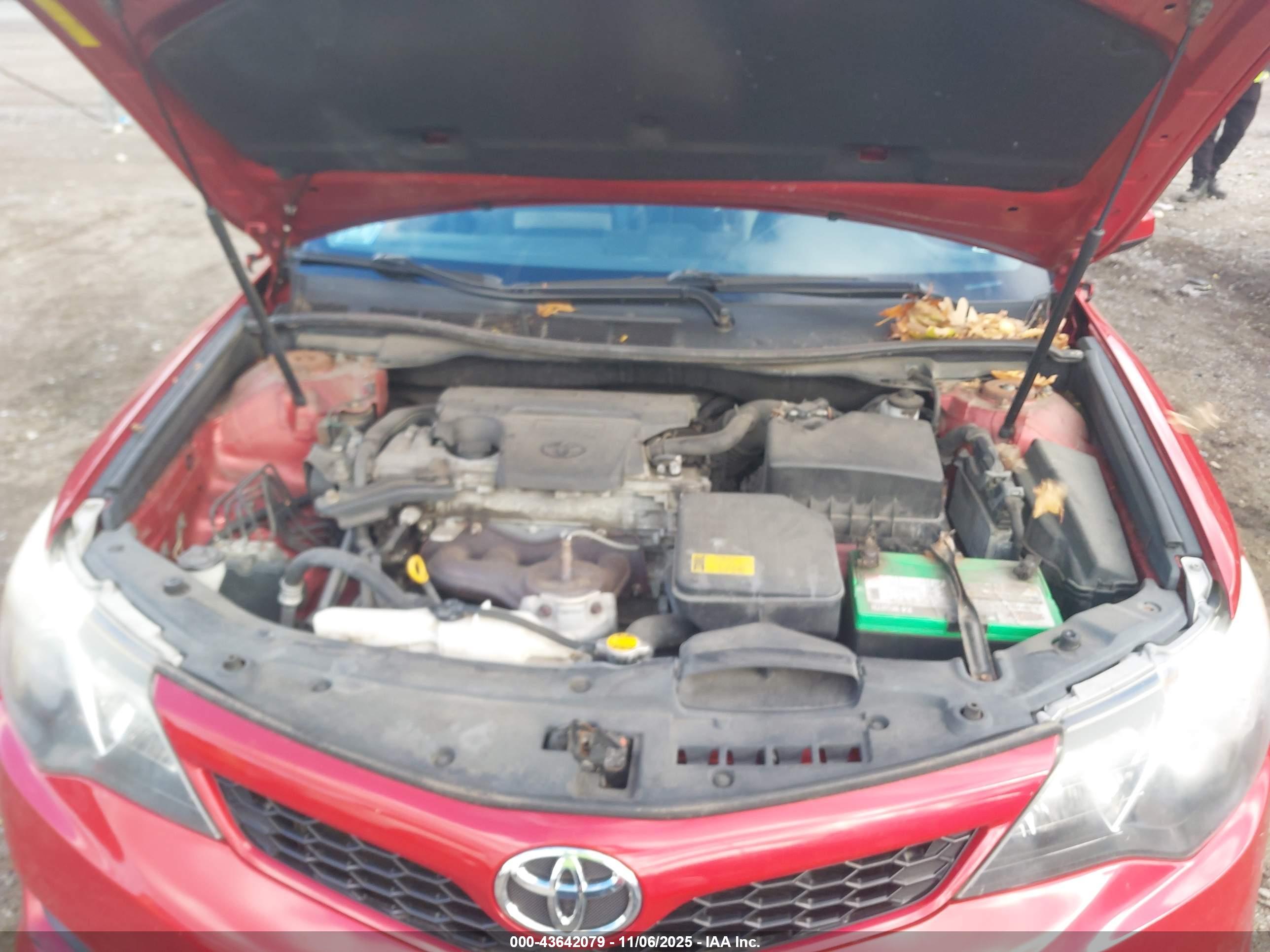 TOYOTA CAMRY image 10