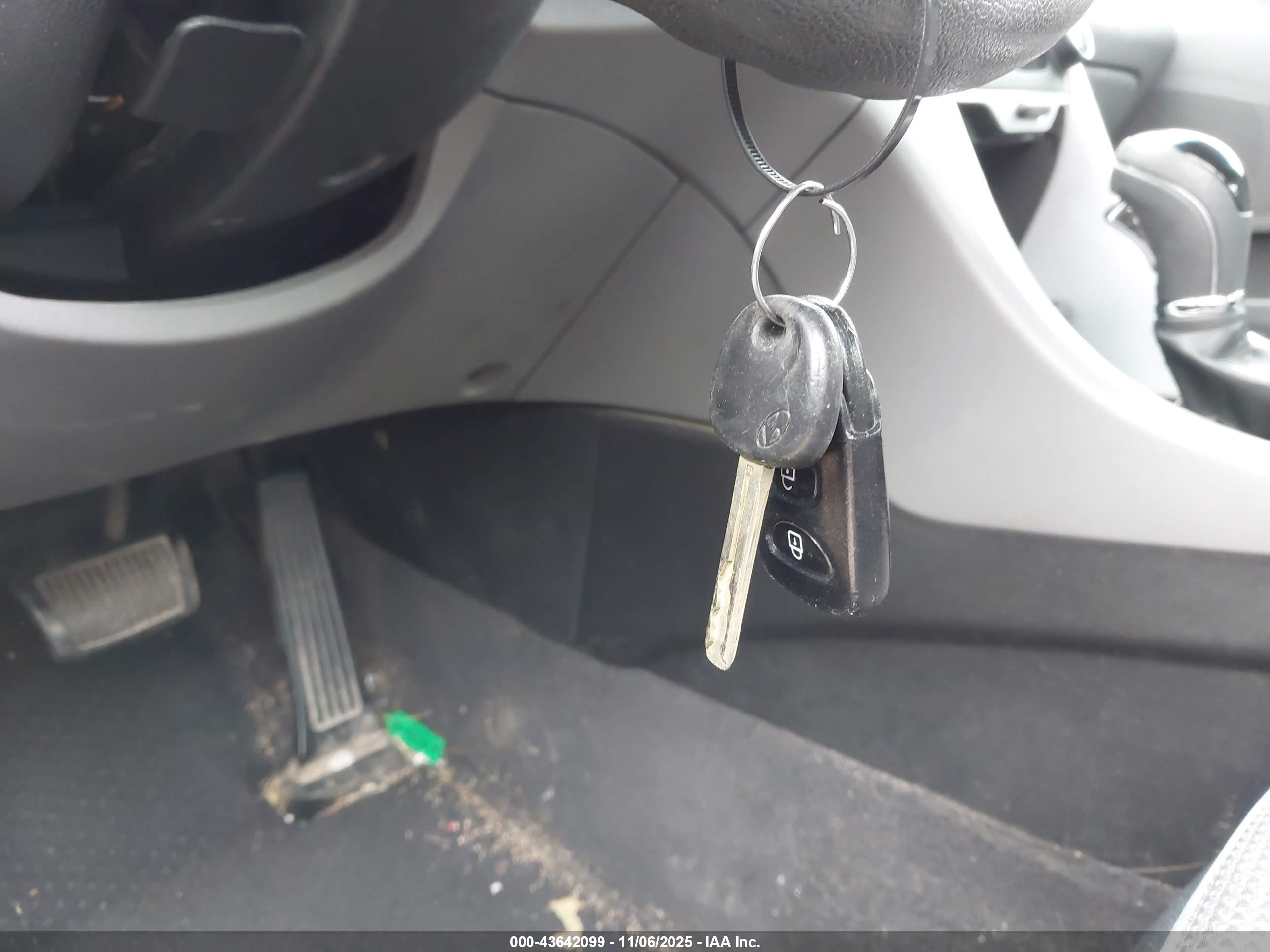 HYUNDAI SONATA image 11
