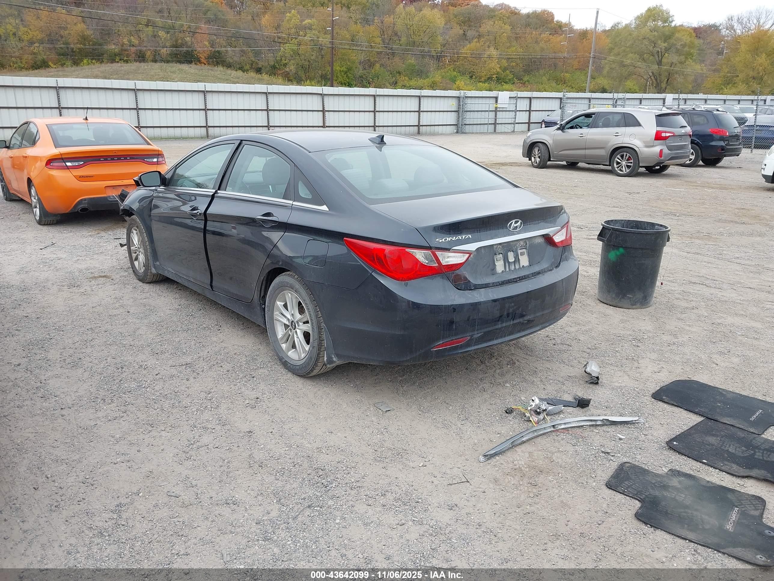 HYUNDAI SONATA image 3