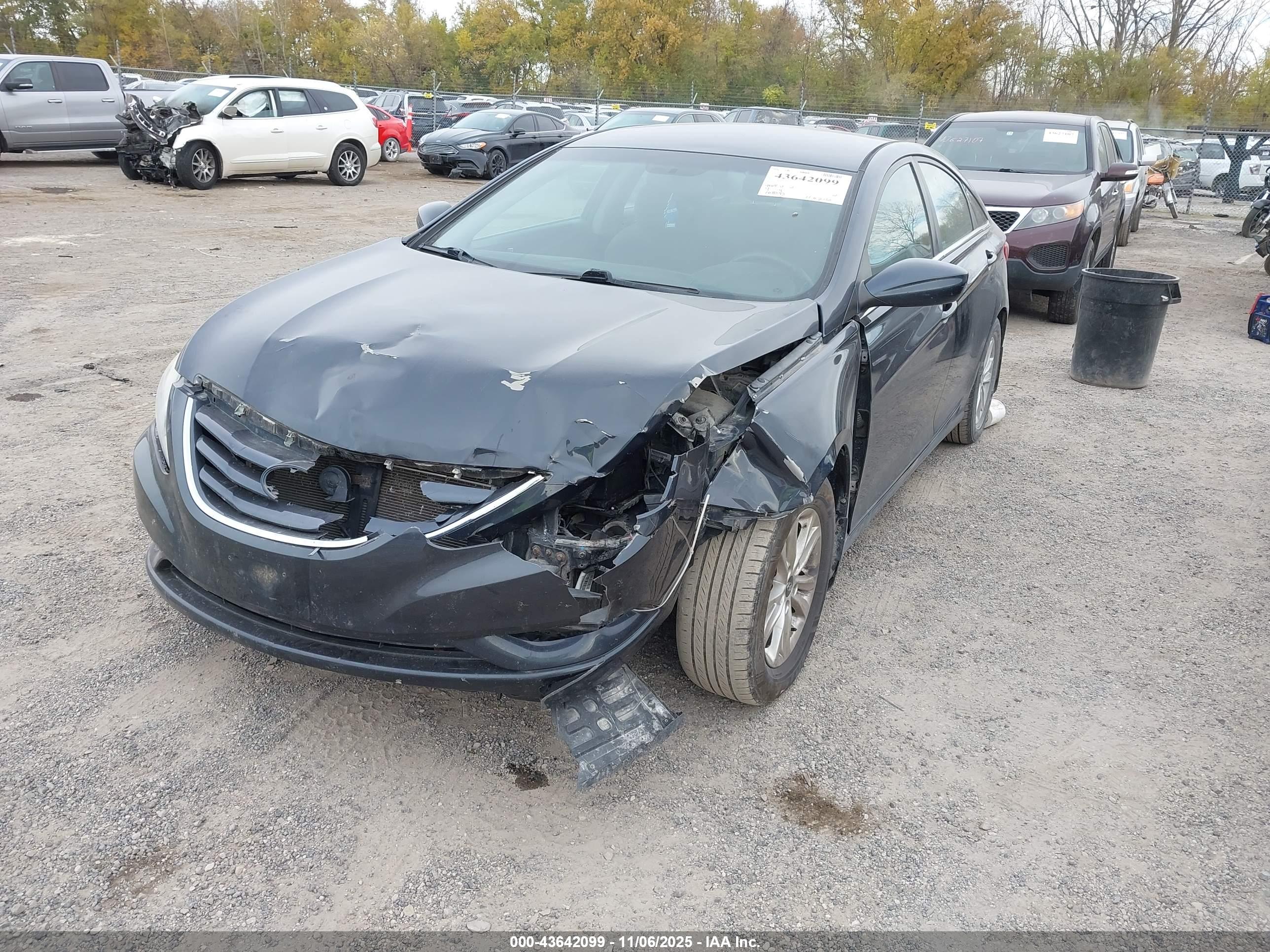 HYUNDAI SONATA image 6