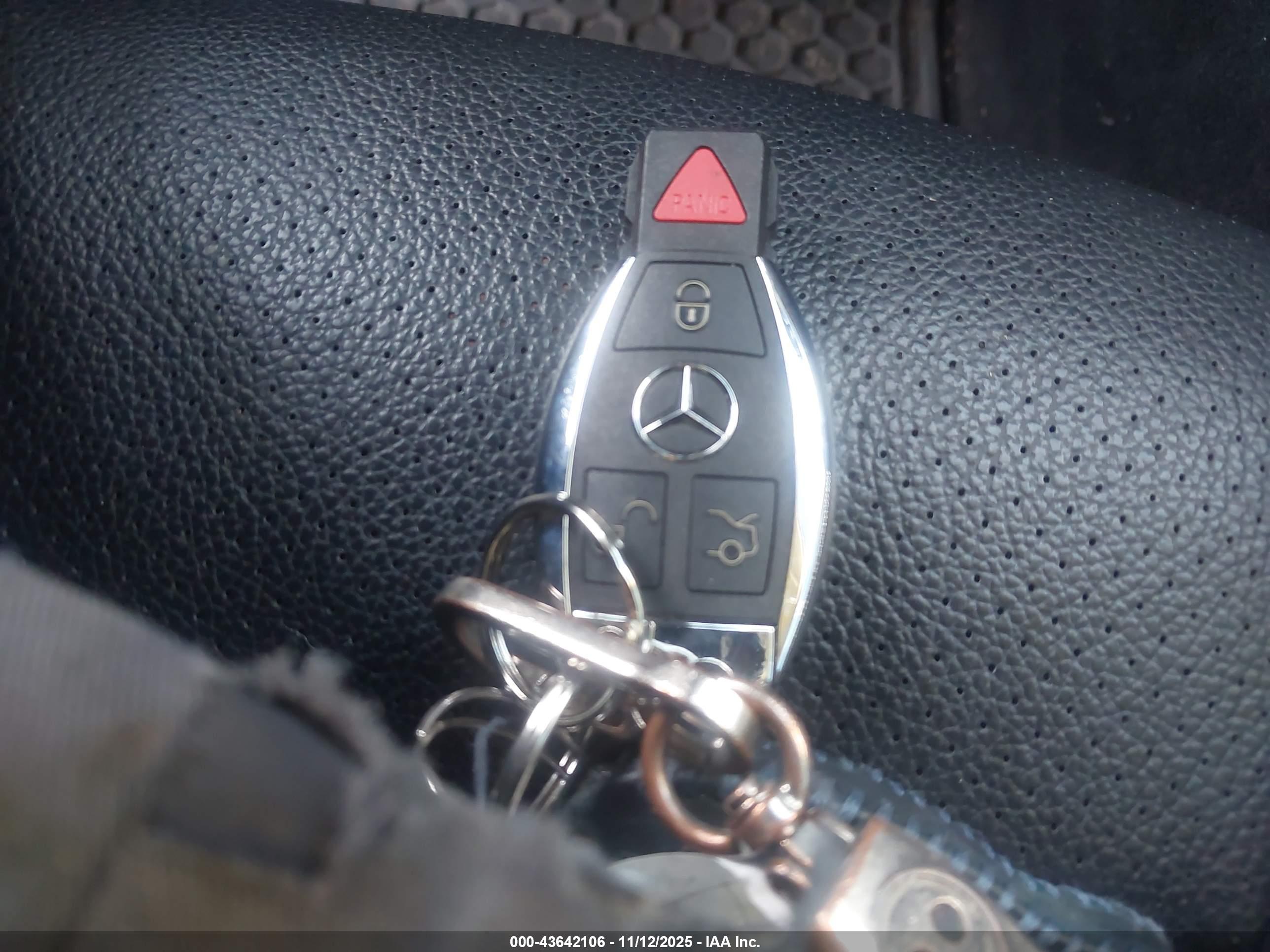 MERCEDES-BENZ C image 11