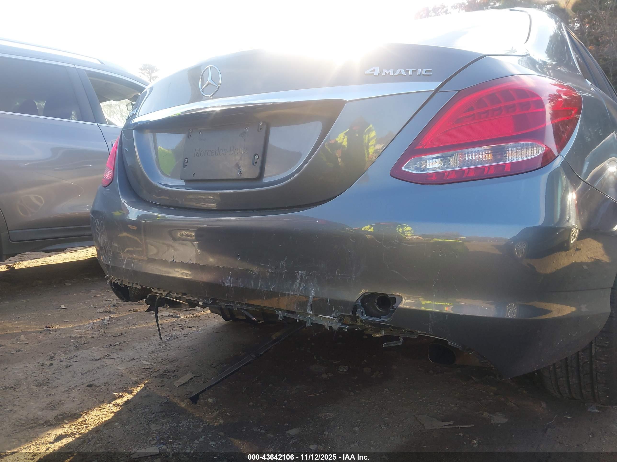 MERCEDES-BENZ C image 6