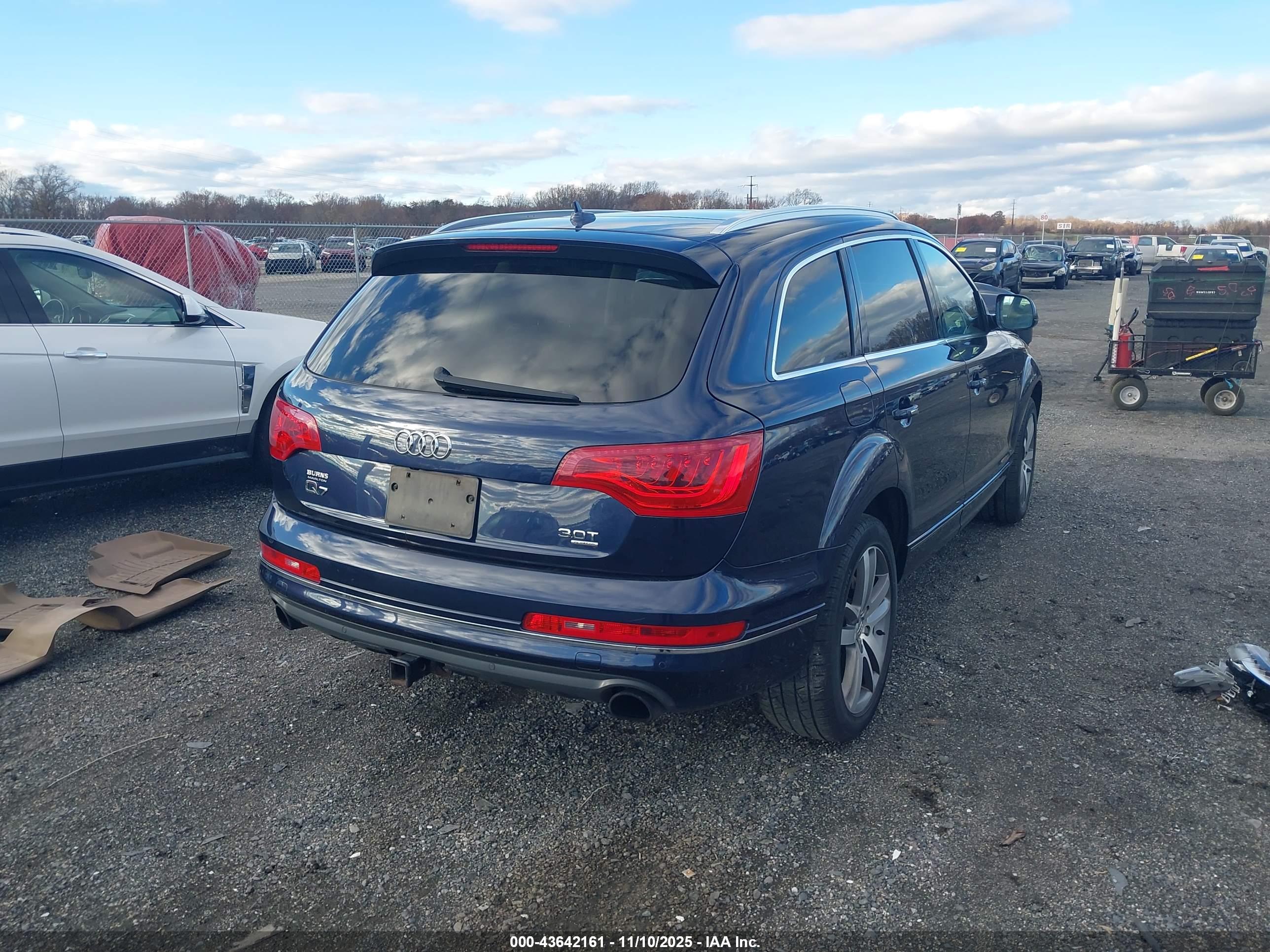 AUDI Q7 image 4