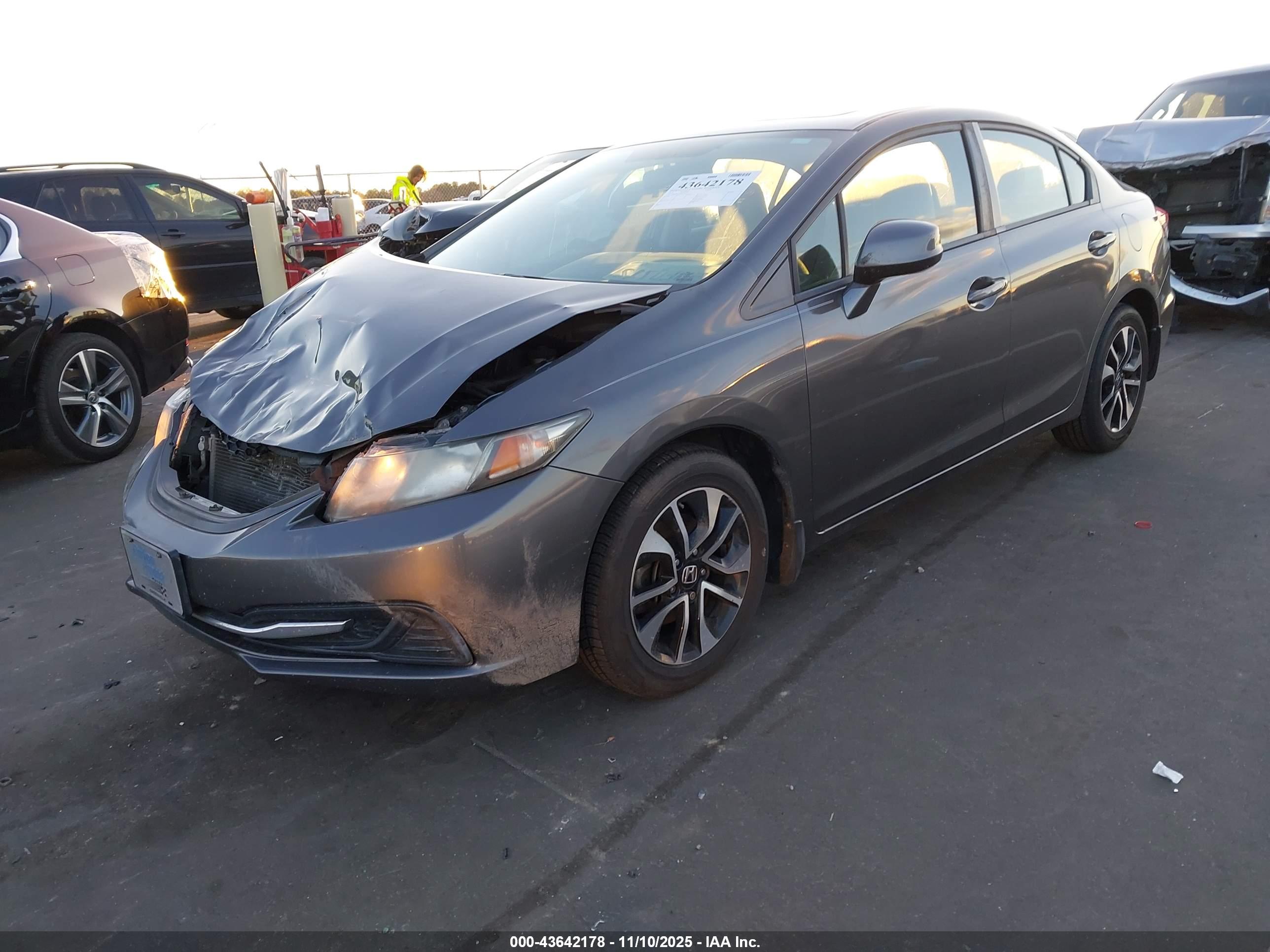 HONDA CIVIC image 2