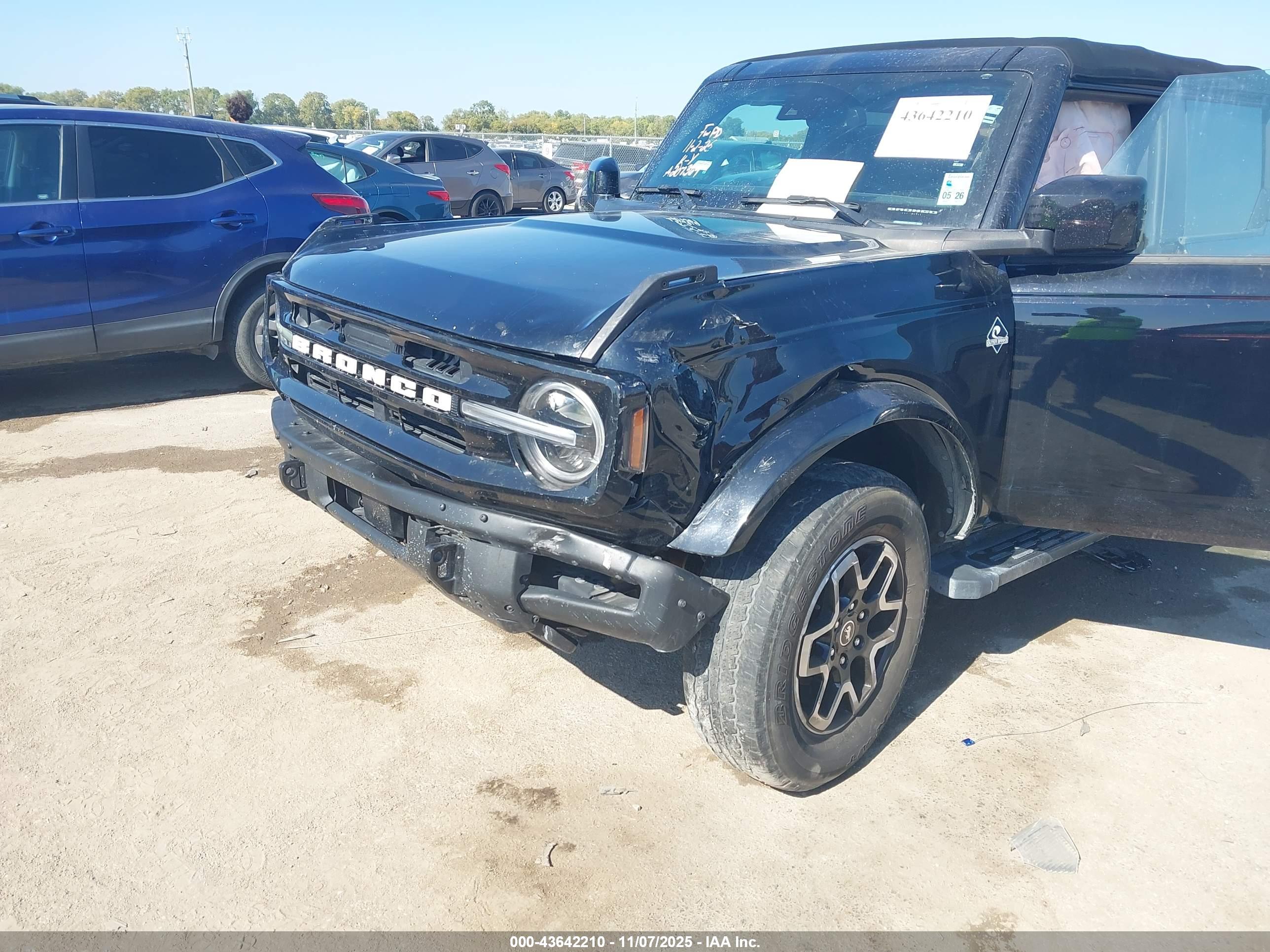 FORD BRONCO image 6