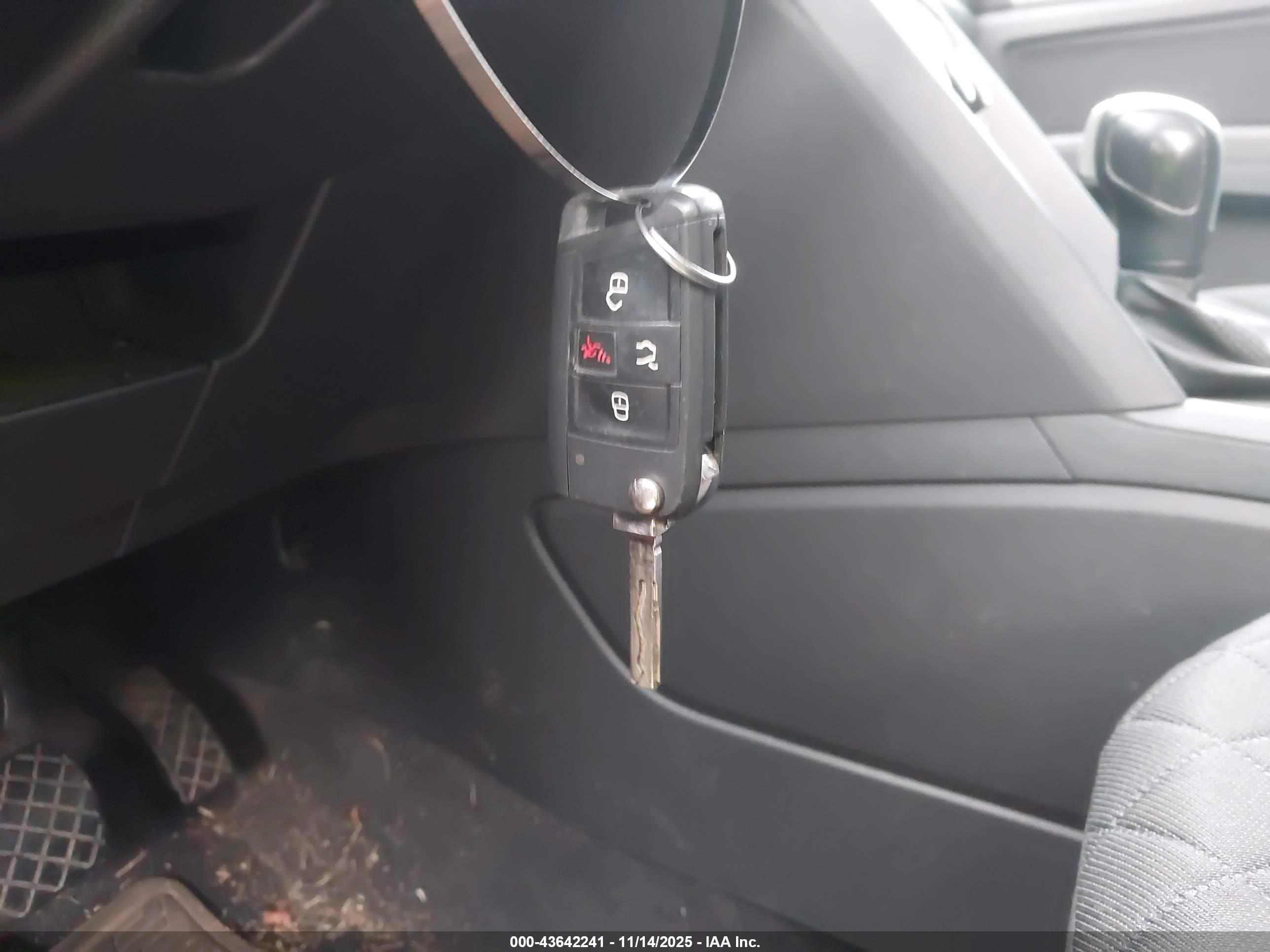 VOLKSWAGEN ATLAS image 11