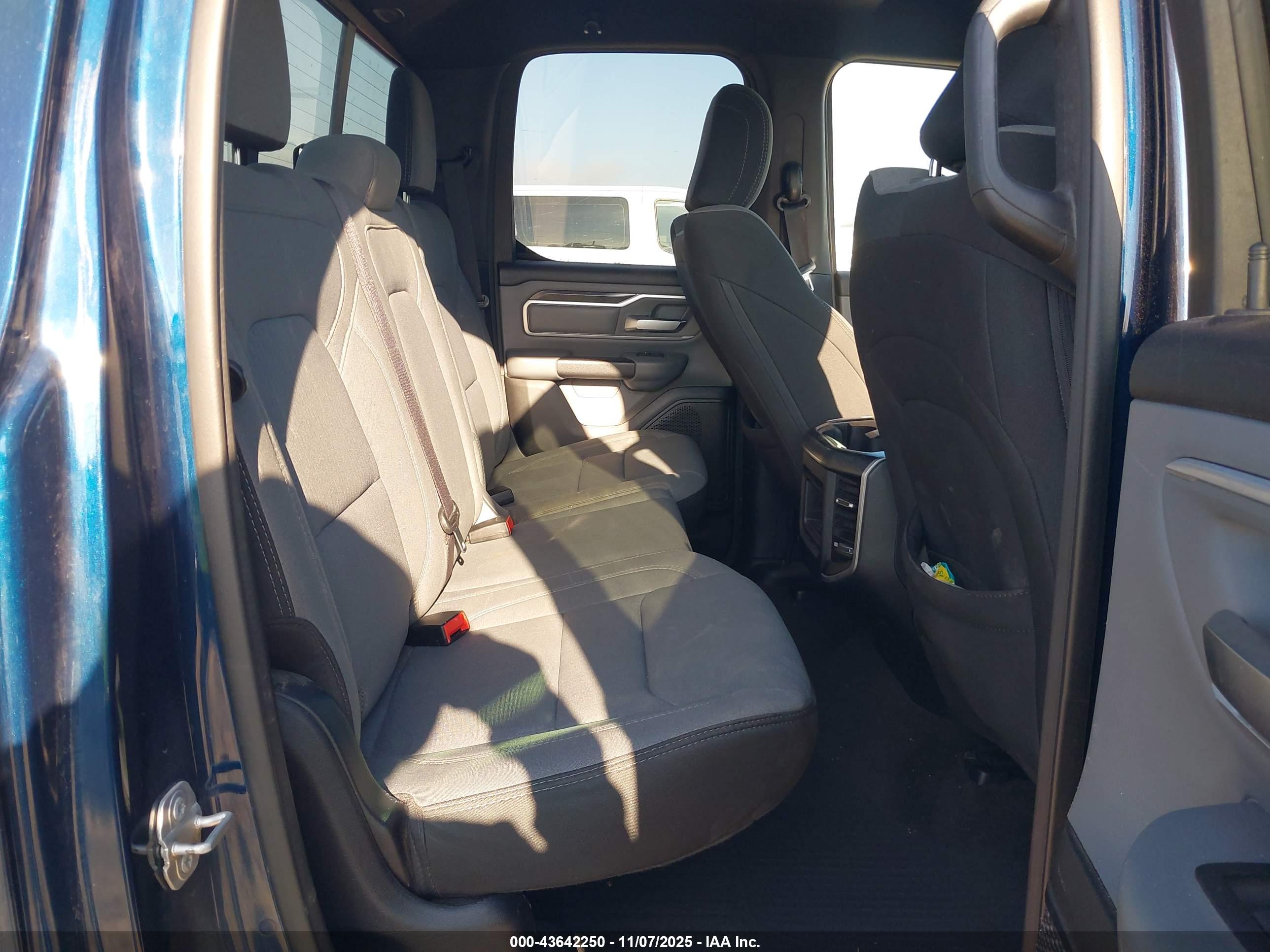RAM 1500 image 8