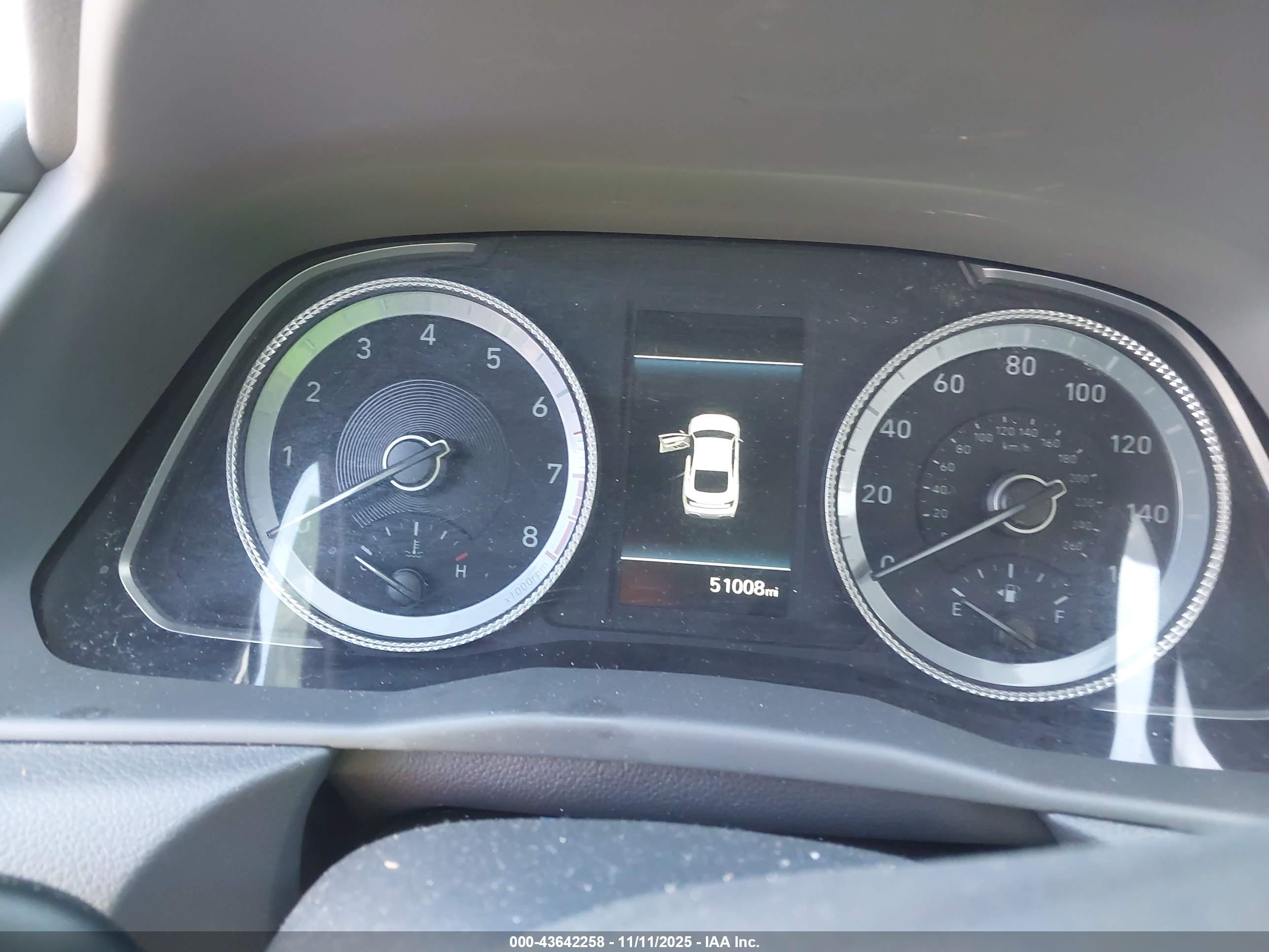 HYUNDAI SONATA image 7