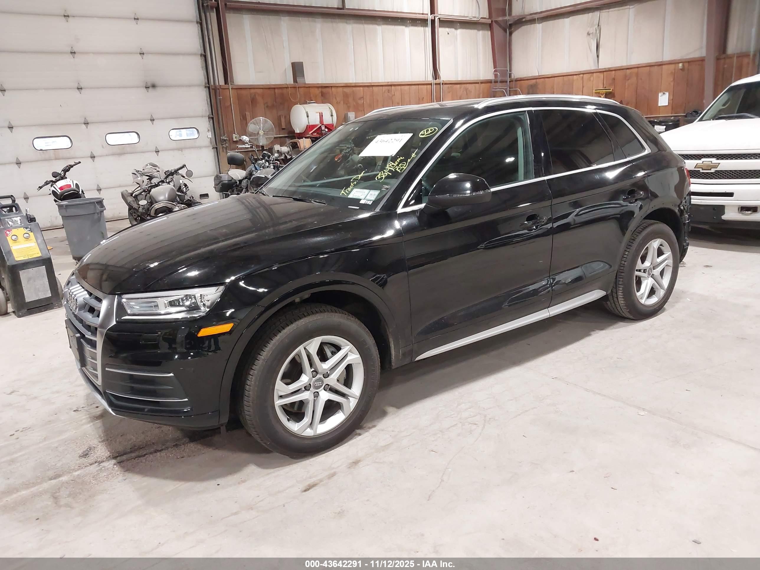 AUDI Q5 image 2