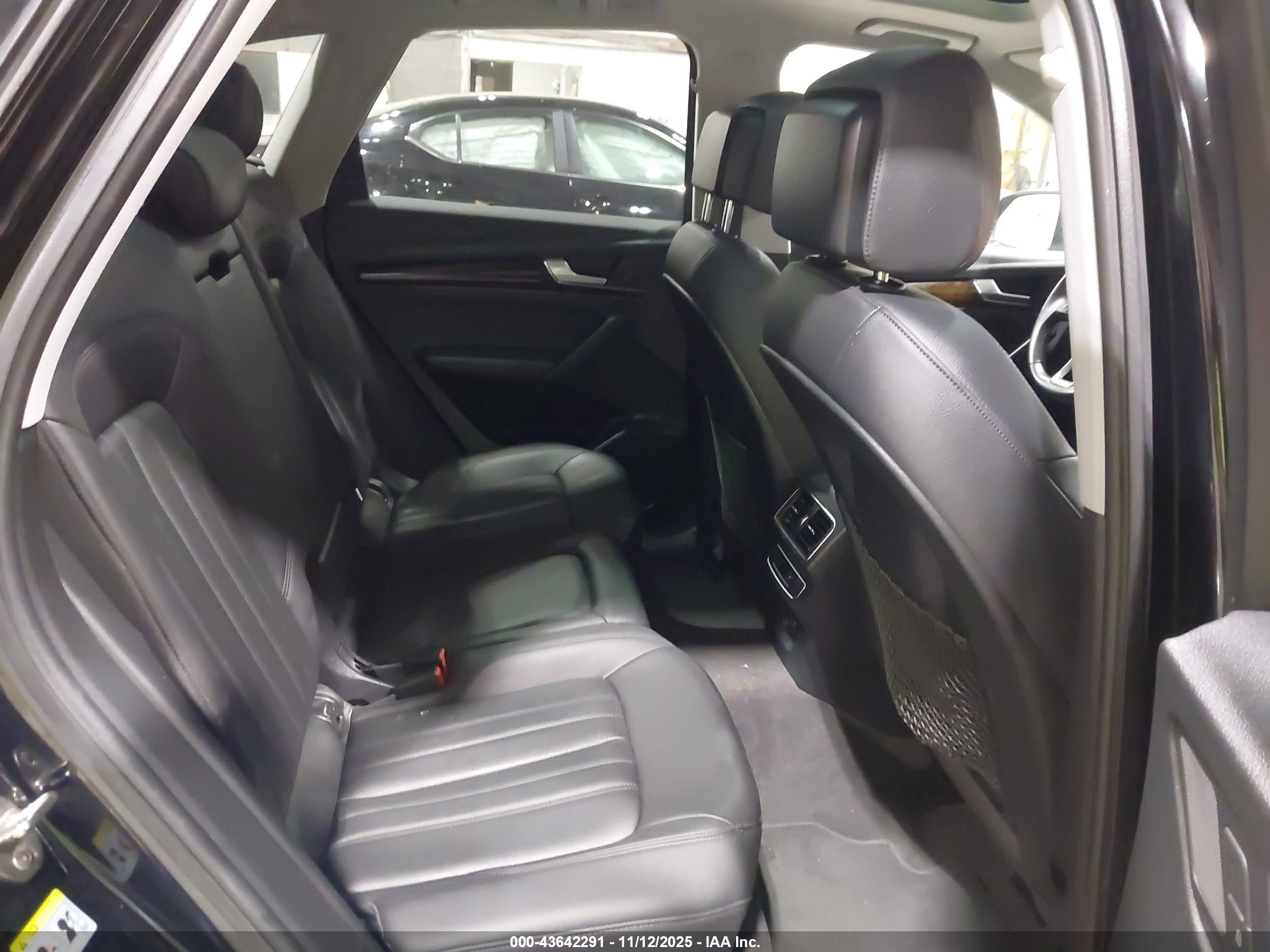 AUDI Q5 image 8
