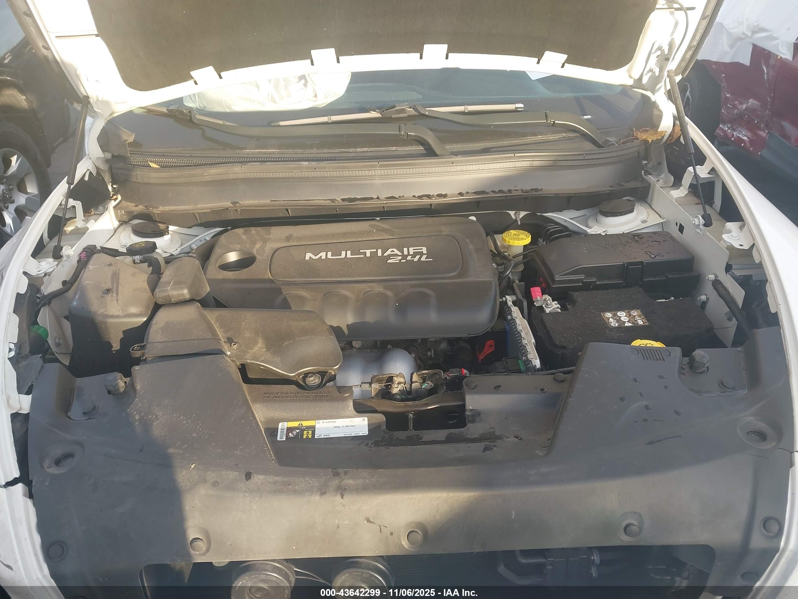 JEEP CHEROKEE image 10
