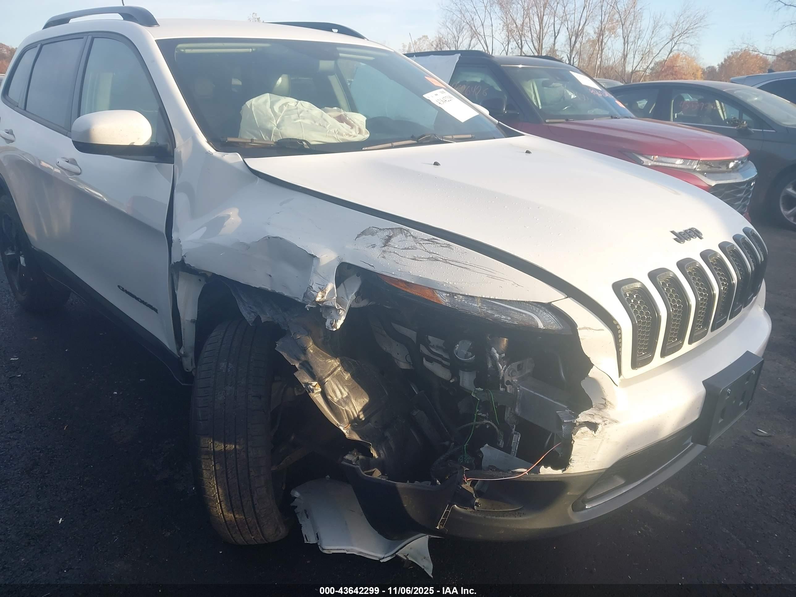 JEEP CHEROKEE image 6