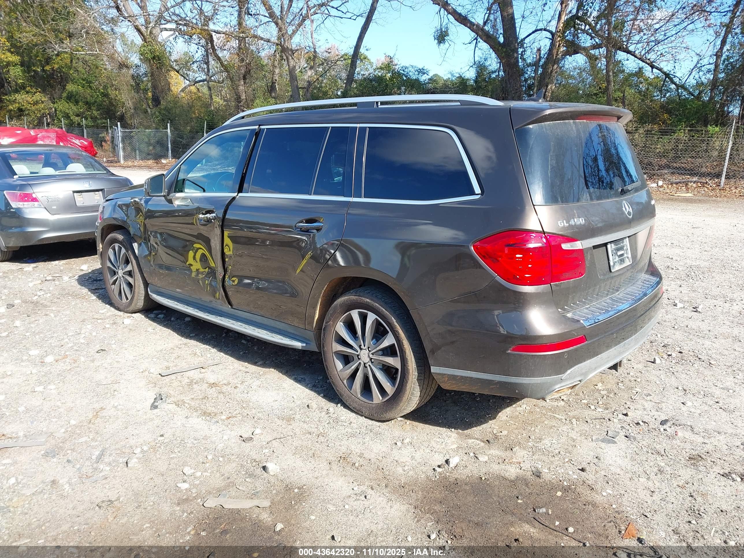 MERCEDES-BENZ GL image 3
