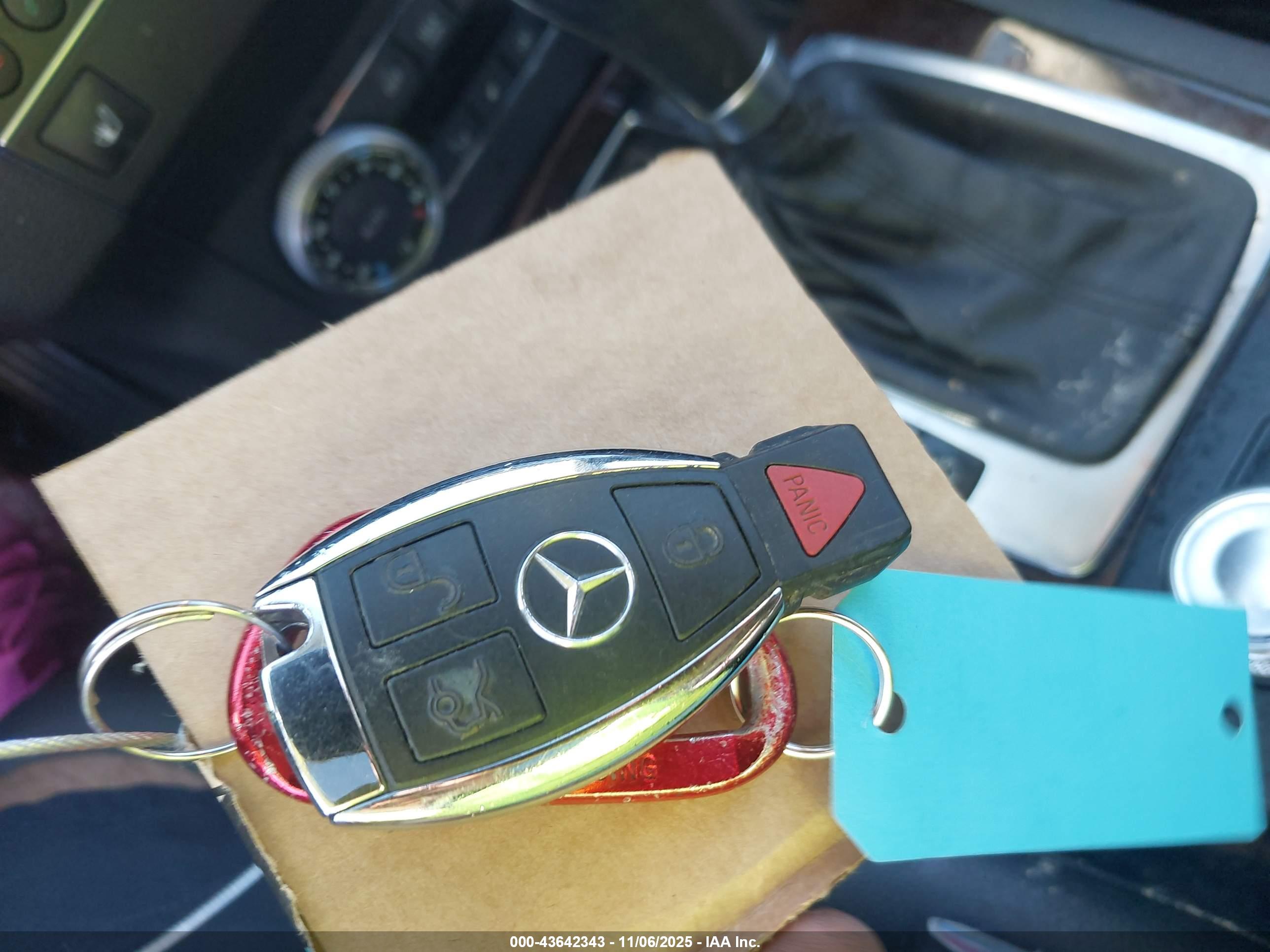 MERCEDES-BENZ GLK image 11