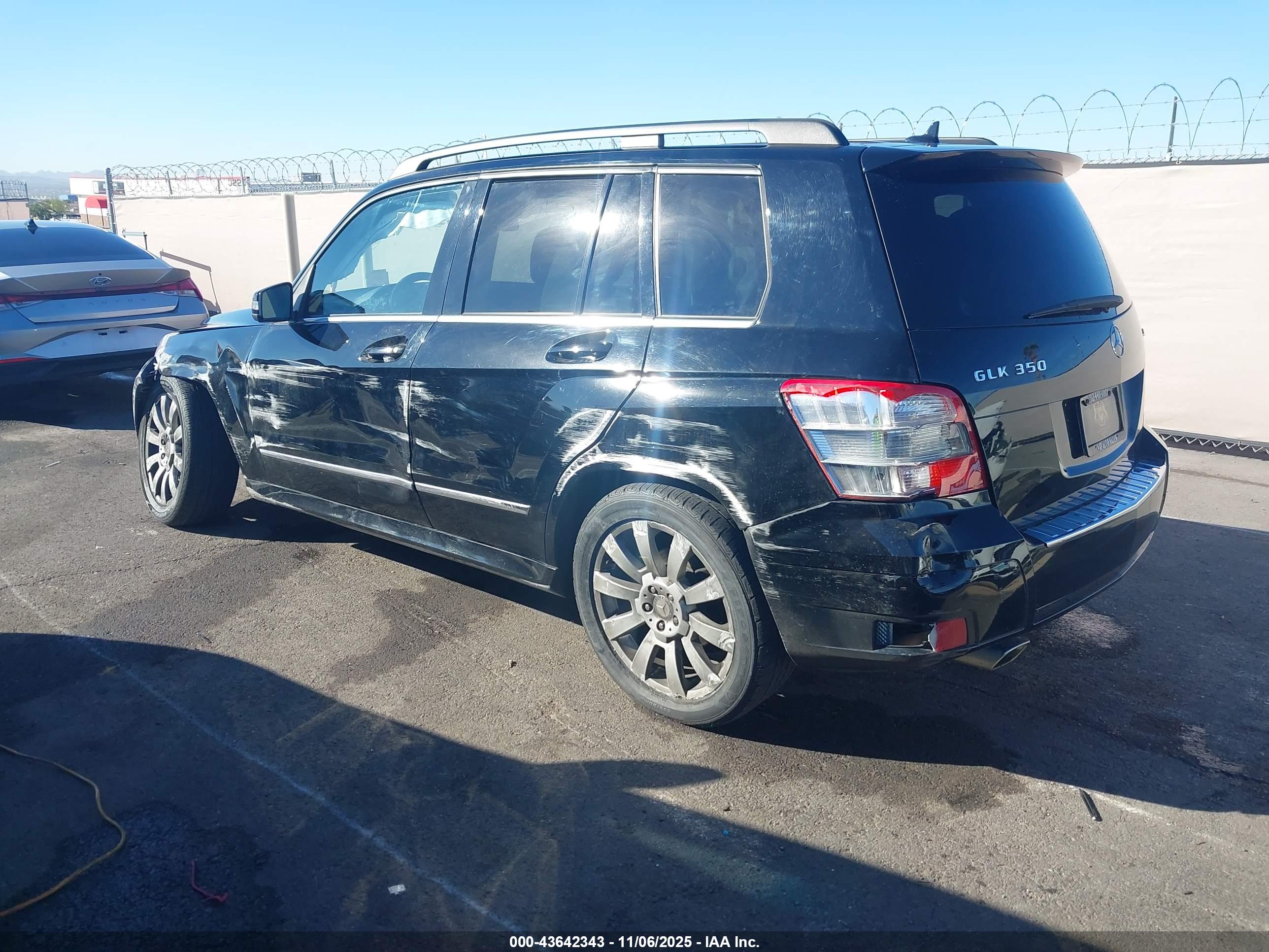 MERCEDES-BENZ GLK image 3