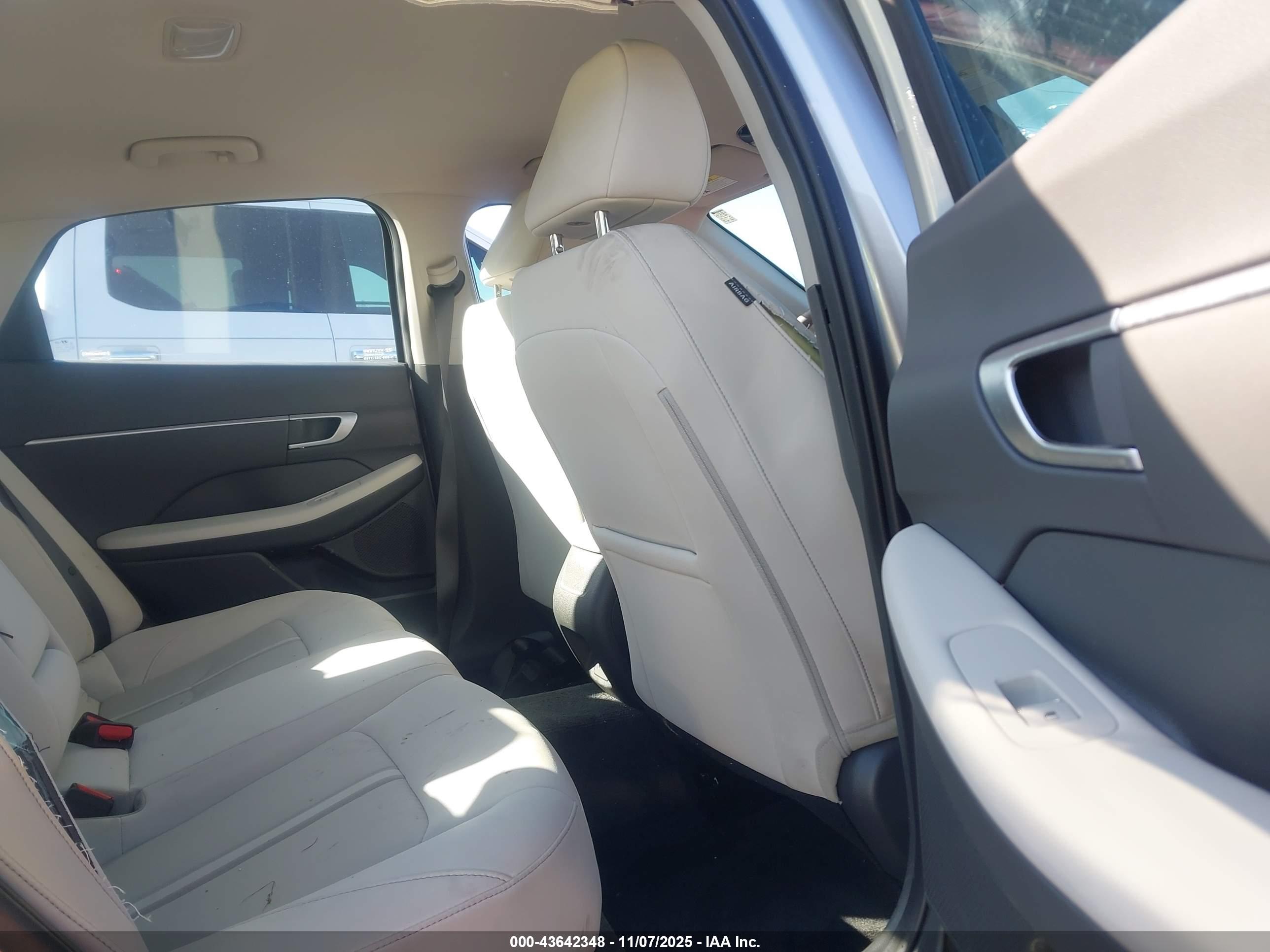 HYUNDAI SONATA image 8